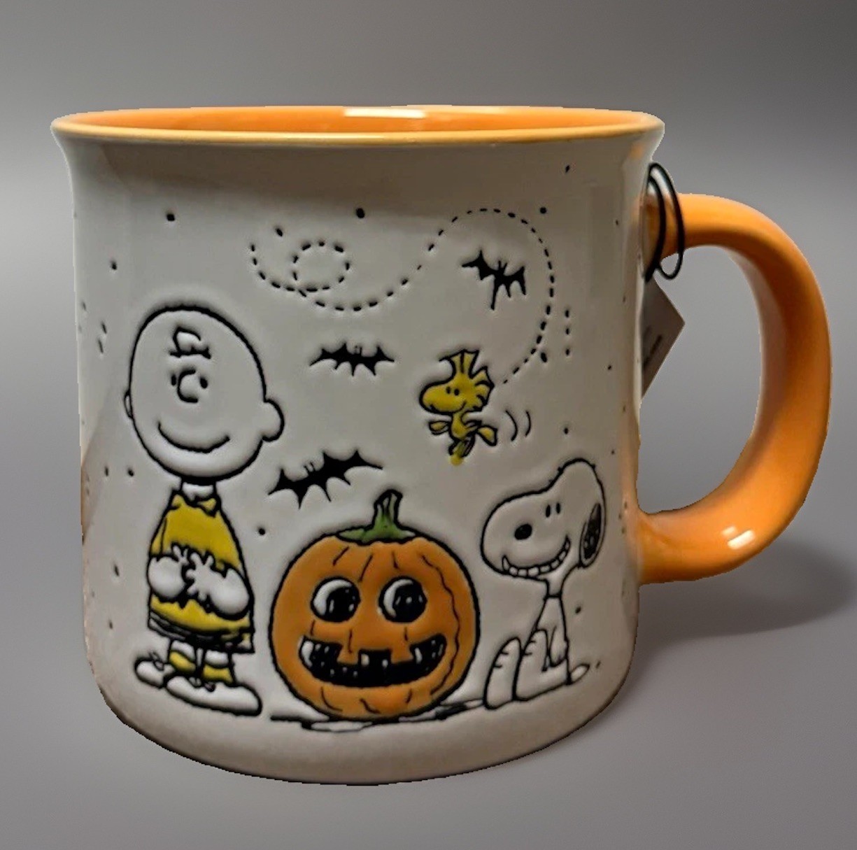 Peanuts Halloween Charlie Brown Snoopy Woodstock 21.5 ounces Stoneware Mug NEW Peanuts Halloween Charlie Brown Snoopy Woodstock 21.5 ounces Stoneware Mug NEW