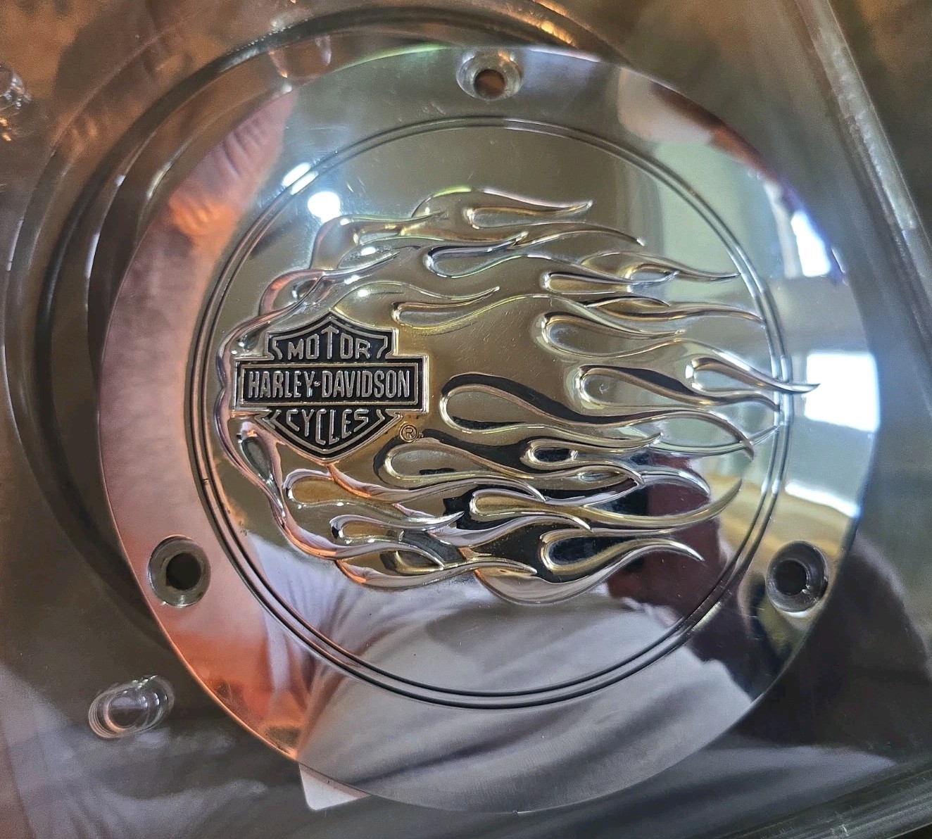 Genuine Harley Davidson Motor Multi-Fit H-D Derby Cover 25393-98 Flames Genuine Harley Davidson Motor Multi-Fit H-D Derby Cover 25393-98 Flames