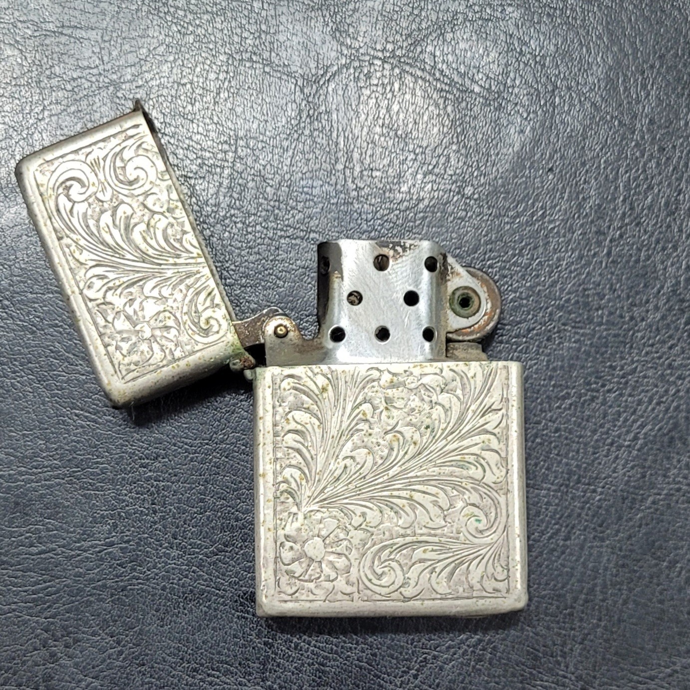 1940s Zippo Insert in Italian 800 Silver Case – Rare Vintage Lighter – Engraved 1940s Zippo Insert in Italian 800 Silver Case – Rare Vintage Lighter – Engraved
