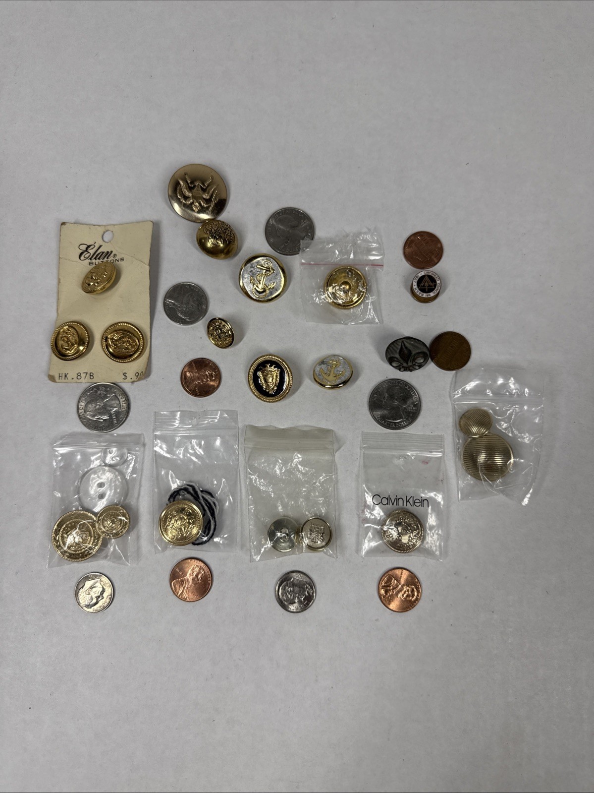 Antique & Vintage Button Lot Military Brass Steel Plastic Antique & Vintage Button Lot Military Brass Steel Plastic