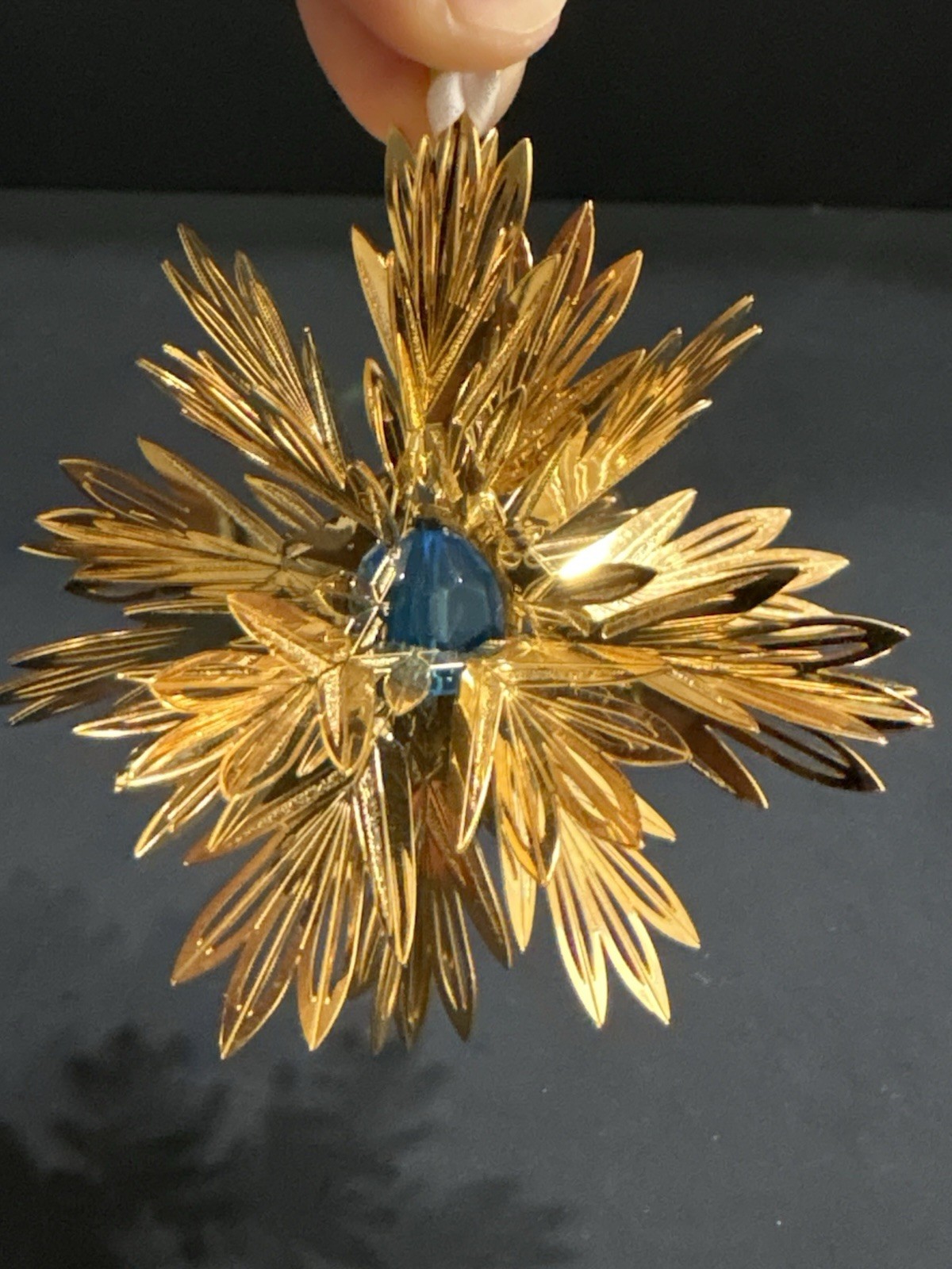 Vintage Waterford Holiday Heirlooms Gold Tone Starburst Blue Crystal Ornament