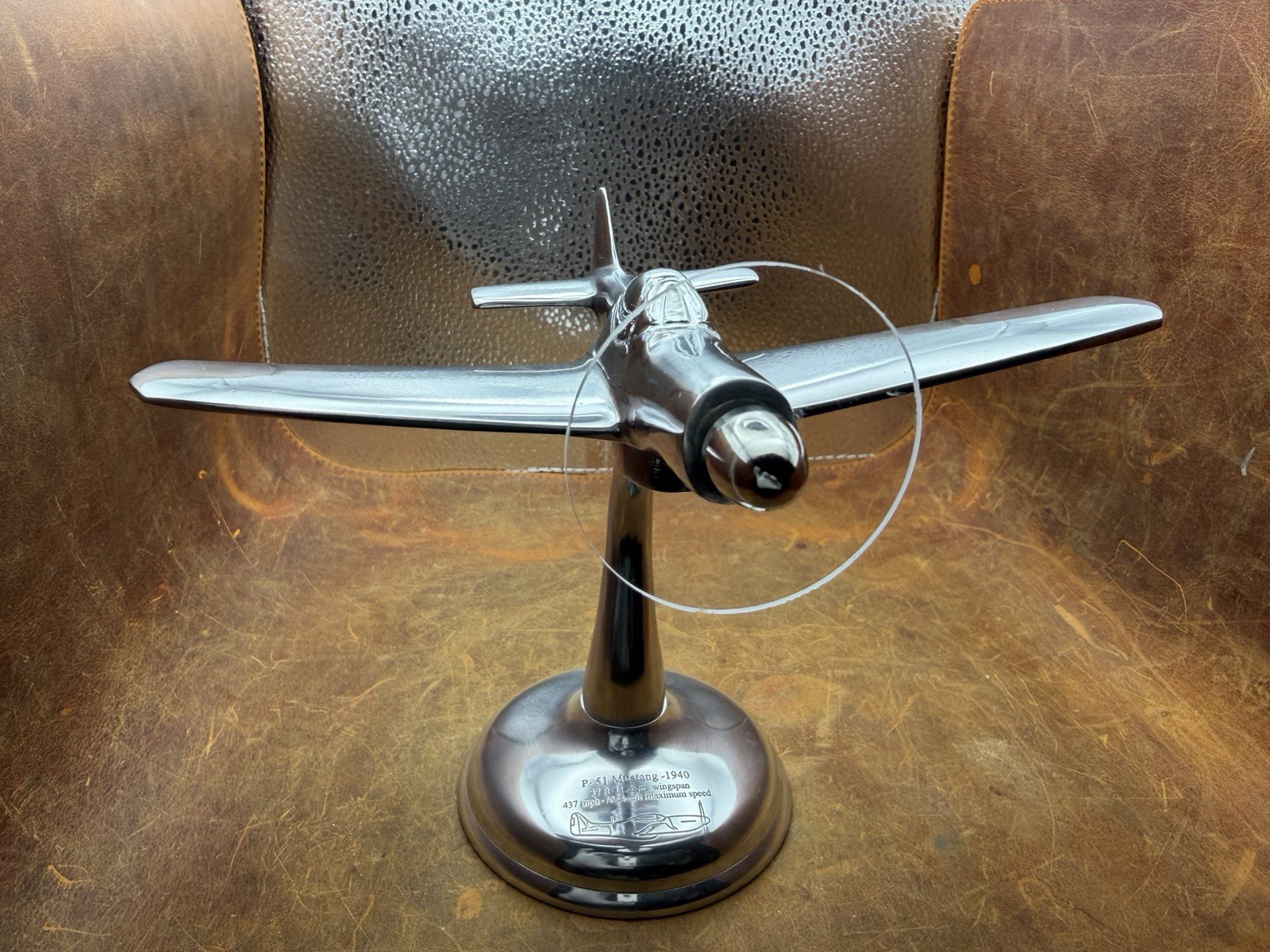 Authentic Models AP098 P-51 Mustang WWII Aluminum Desk Model - Great Condition Authentic Models AP098 P-51 Mustang WWII Aluminum Desk Model - Great Condition