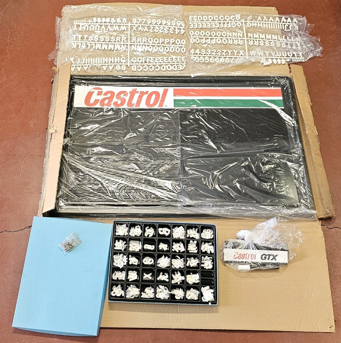 NOS 1970's 1980's Vintage Castrol Oil Molded Plastic Repair Shop Sign Board