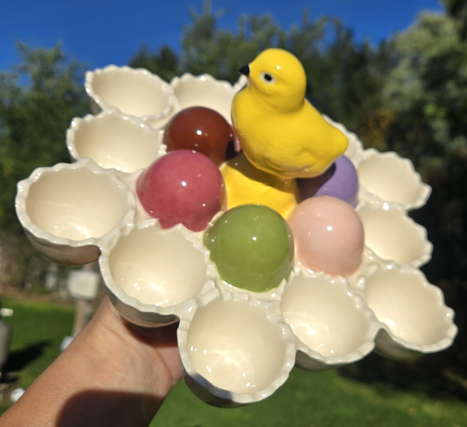 Vintage Hand Painted Ceramic Egg Display Dish 12 Eggs Easter Spring Decor Vintage Hand Painted Ceramic Egg Display Dish 12 Eggs Easter Spring Decor