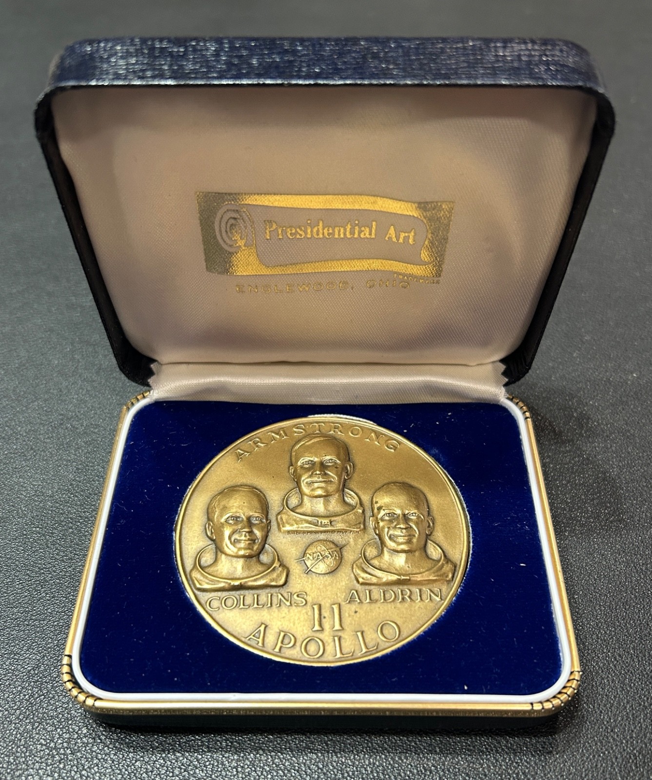 VTG Apollo 11 Lunar Landing Bronze Medallion 2.5" Medallic Art Co Box