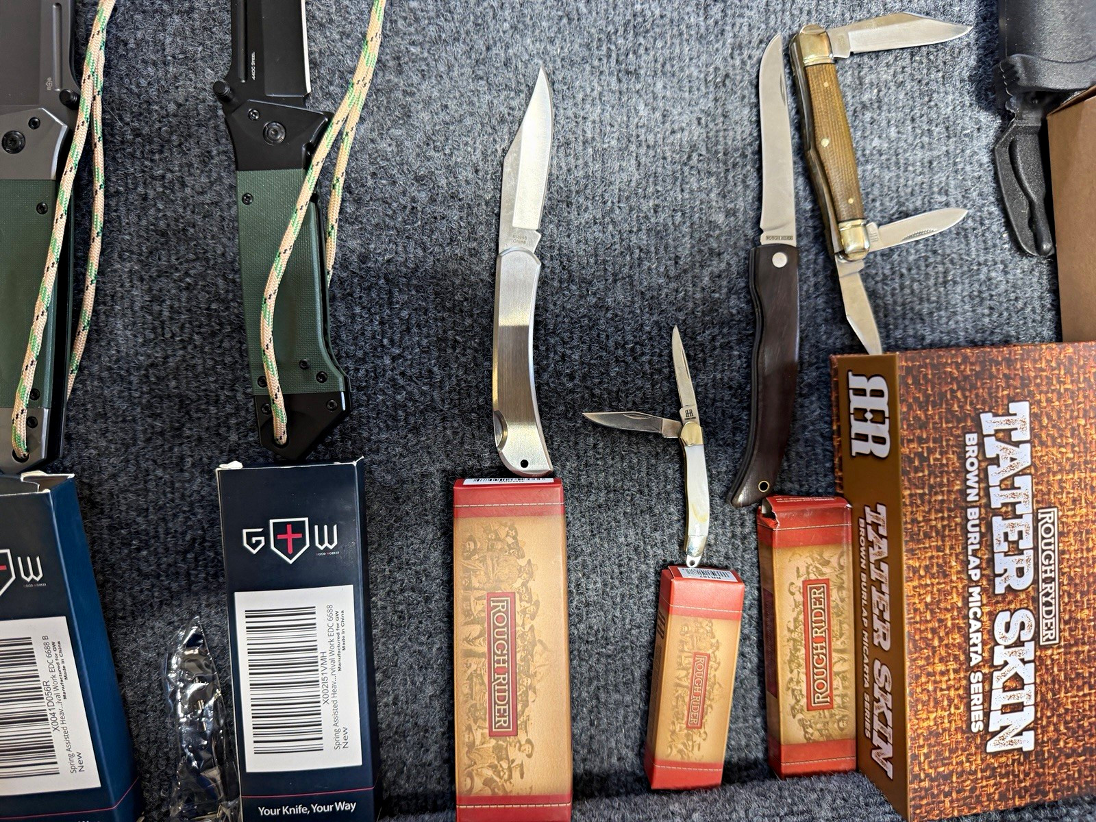 Mixed Brands Pocketknife & Fixed Blade Lot, Stainless Steel, w/ Boxes