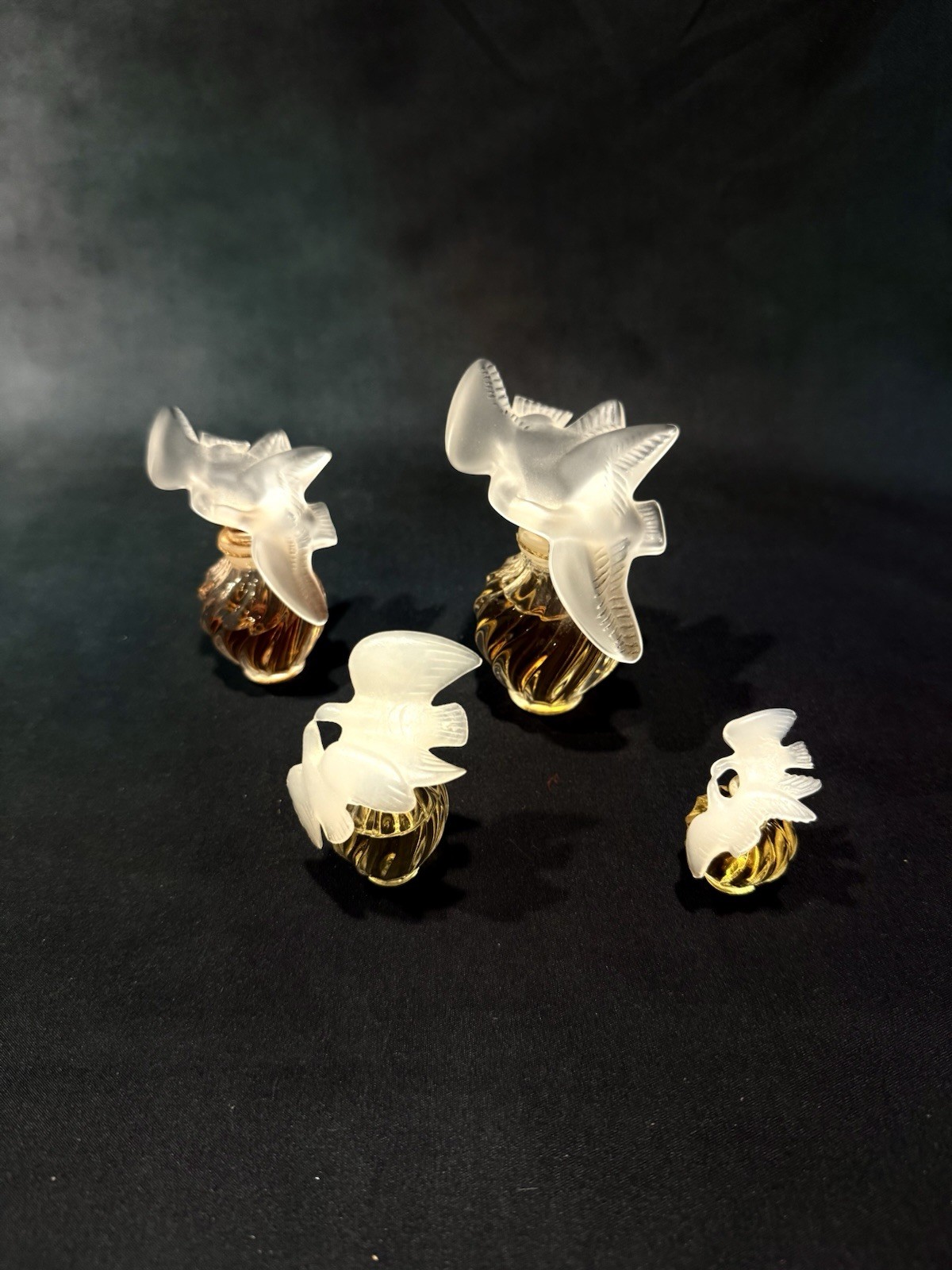 Vintage Nina Ricci L’Air du Temps Lalique Dove Perfume Bottles Lot of 4 Vintage Nina Ricci L’Air du Temps Lalique Dove Perfume Bottles Lot of 4