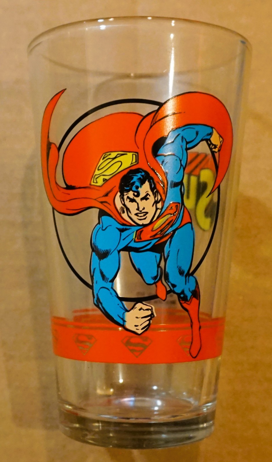 iCUP Superman Character with Insignia band 16 oz pint glass iCUP Superman Character with Insignia band 16 oz pint glass