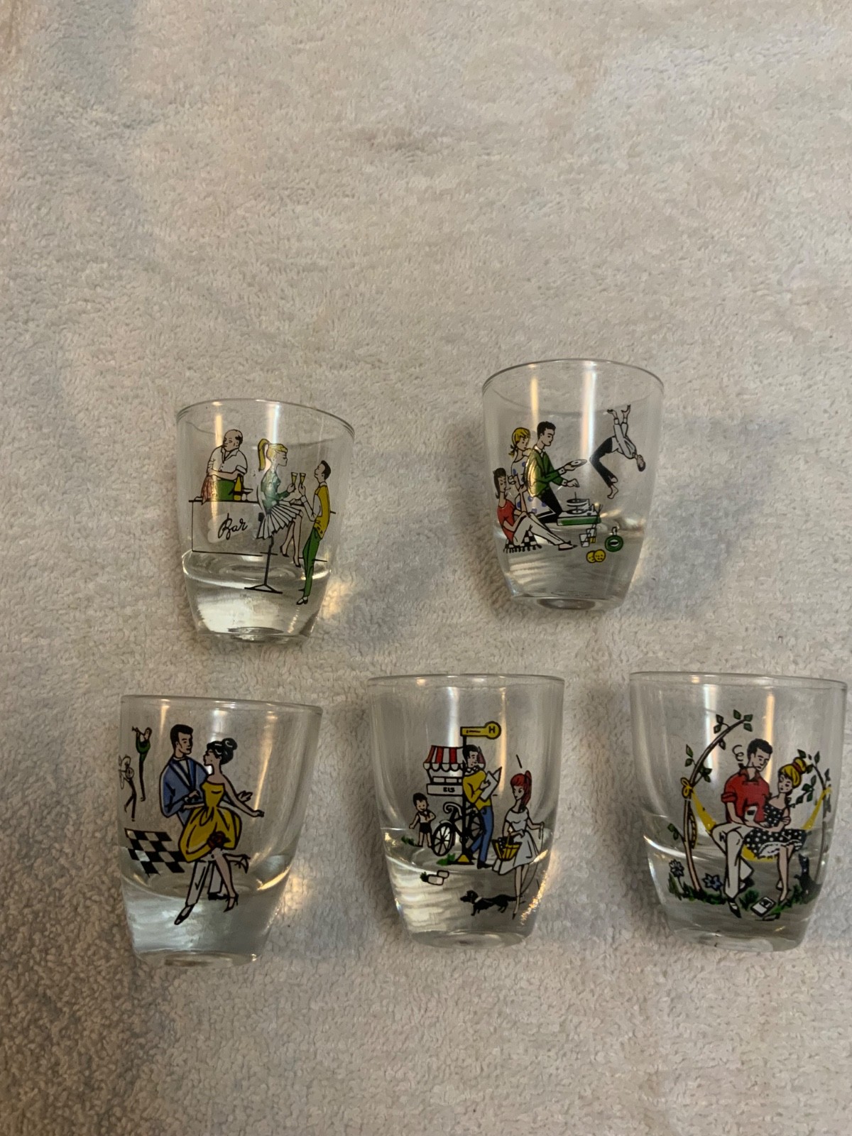 Vintage Mid Century Modern Shot Glass Set of 5 Atomic Age Barware Cartoon Scenes