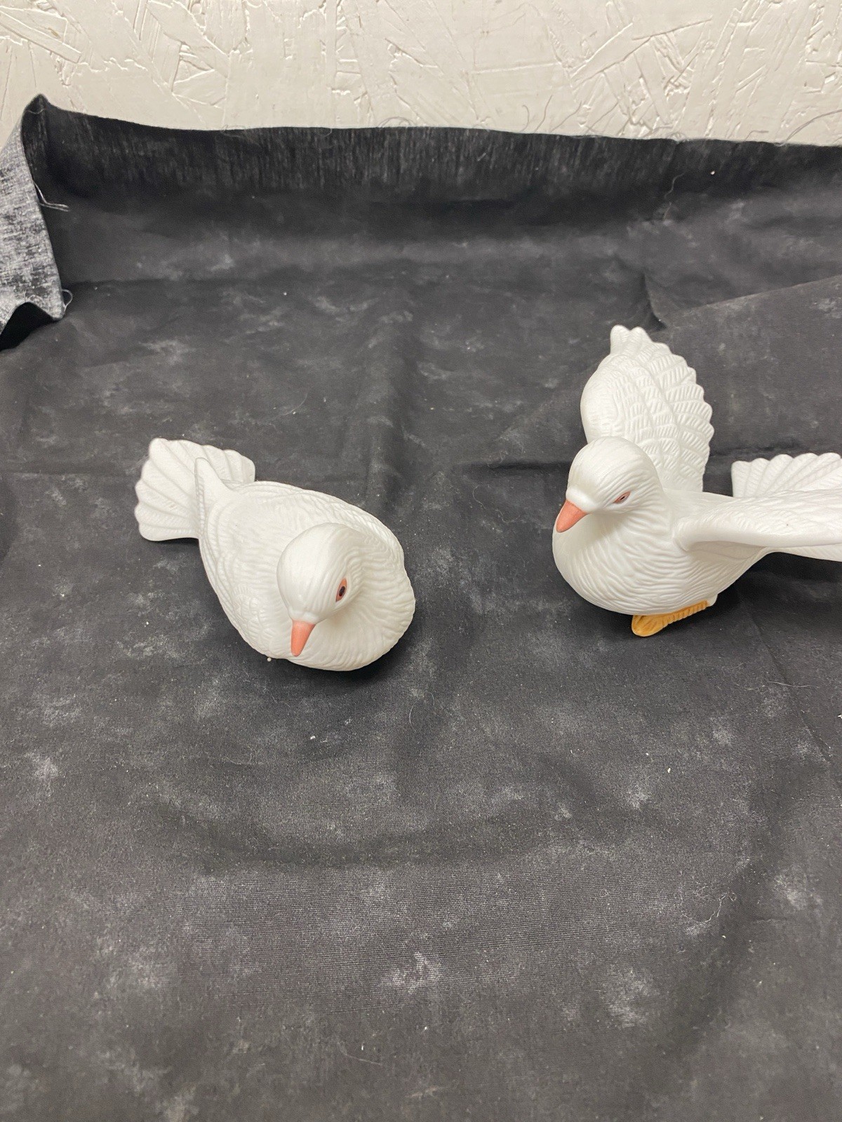 VINTAGE HOMCO-HOME INTERIORS #856 LOVE DOVES VINTAGE HOMCO-HOME INTERIORS #856 LOVE DOVES