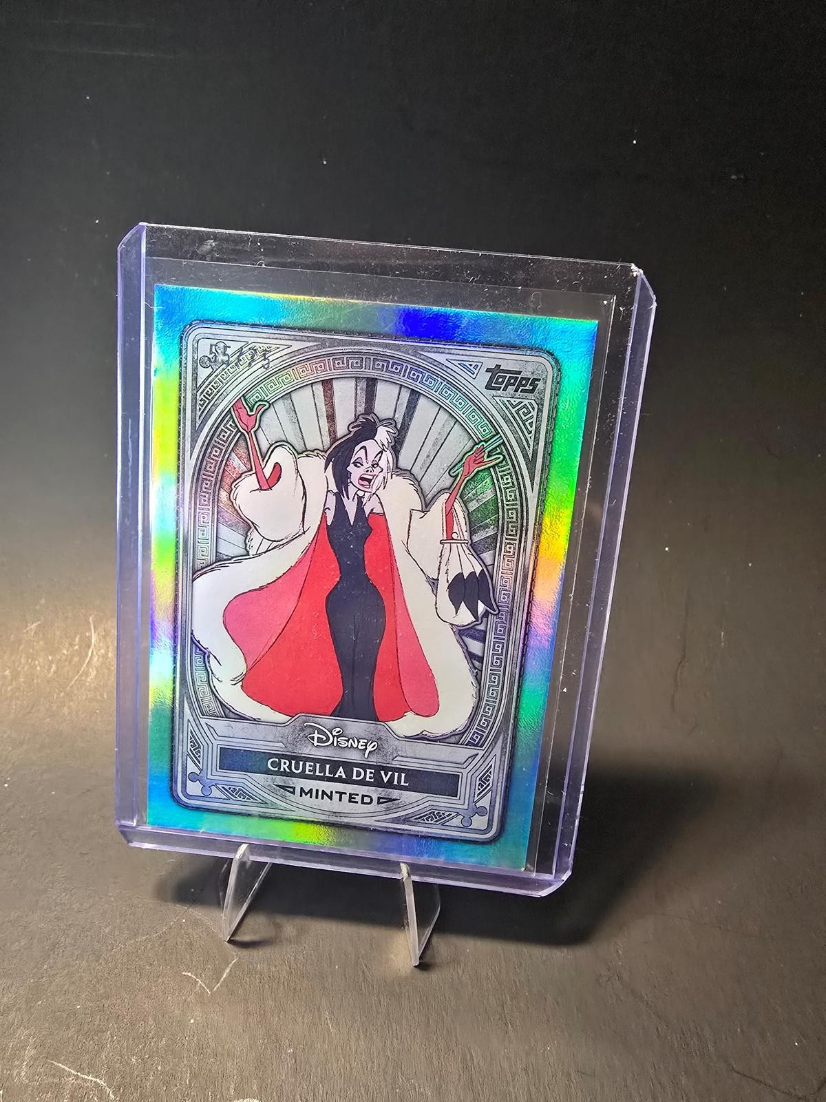 2025 Topps Chrome Disney Cruella De Vil \75 2025 Topps Chrome Disney Cruella De Vil \75