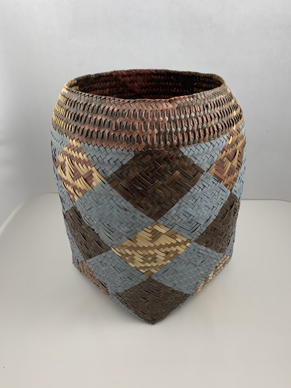 Native American Double Weave Rivercane Basket Cherokee Choctaw Painted Blue Native American Double Weave Rivercane Basket Cherokee Choctaw Painted Blue