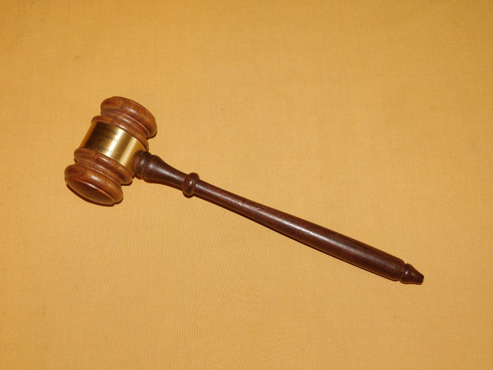 VINTAGE POLITICS REPUBLICAN CONGRESS NEWT GINGRICH APPRECIATION WOOD GAVEL VINTAGE POLITICS REPUBLICAN CONGRESS NEWT GINGRICH APPRECIATION WOOD GAVEL
