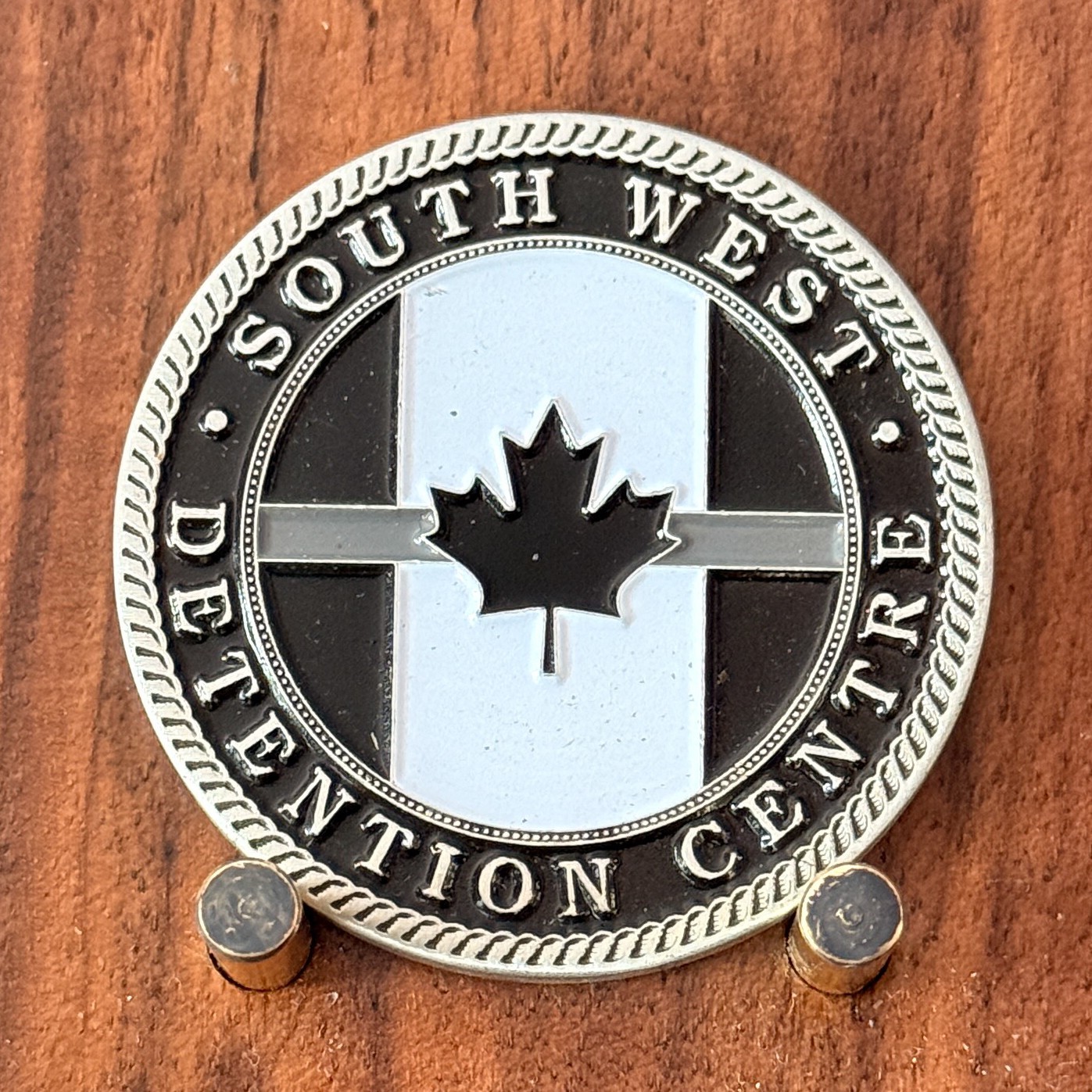 South West Detention Centre Ontario Correctional Services Challenge Coin W#18 South West Detention Centre Ontario Correctional Services Challenge Coin W#18