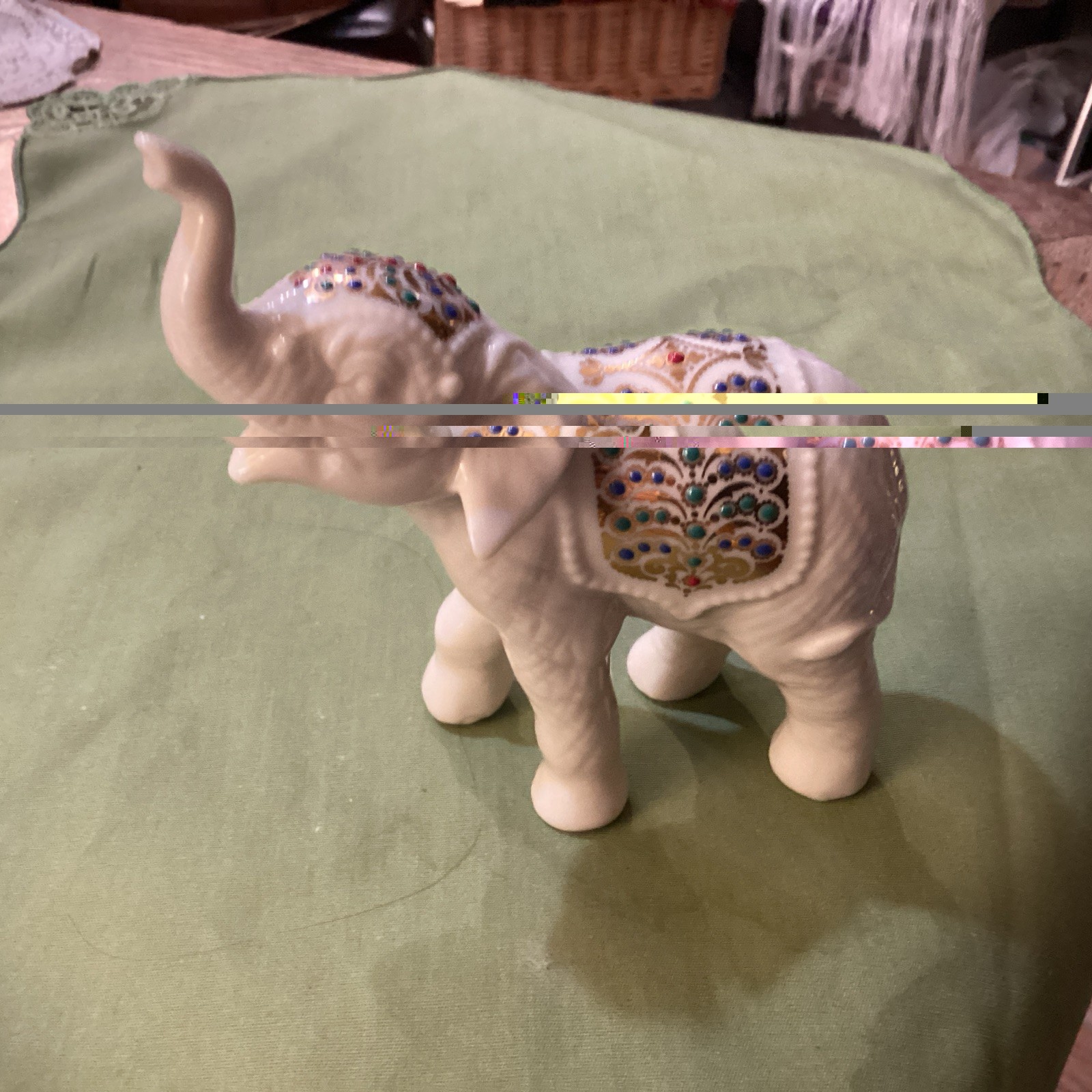 LENOX CHINA JEWELS ELEPHANT PALACE PARADE 4.75” TALL VINTAGE LENOX CHINA JEWELS ELEPHANT PALACE PARADE 4.75” TALL VINTAGE