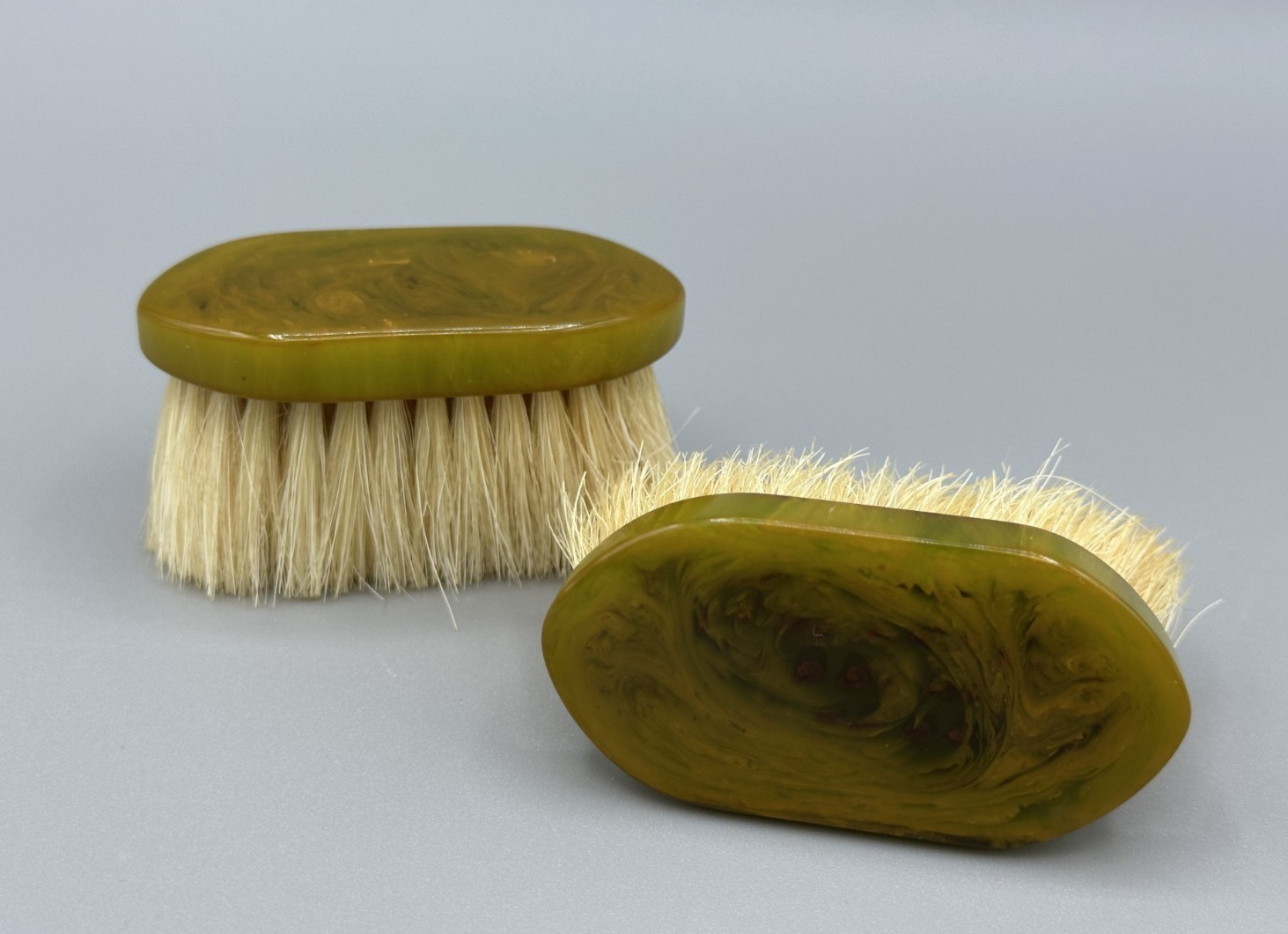 1930s Art Deco BAKELITE Clothes Brush Pair Marbled Pocket Vintage Vanity 1930s Art Deco BAKELITE Clothes Brush Pair Marbled Pocket Vintage Vanity