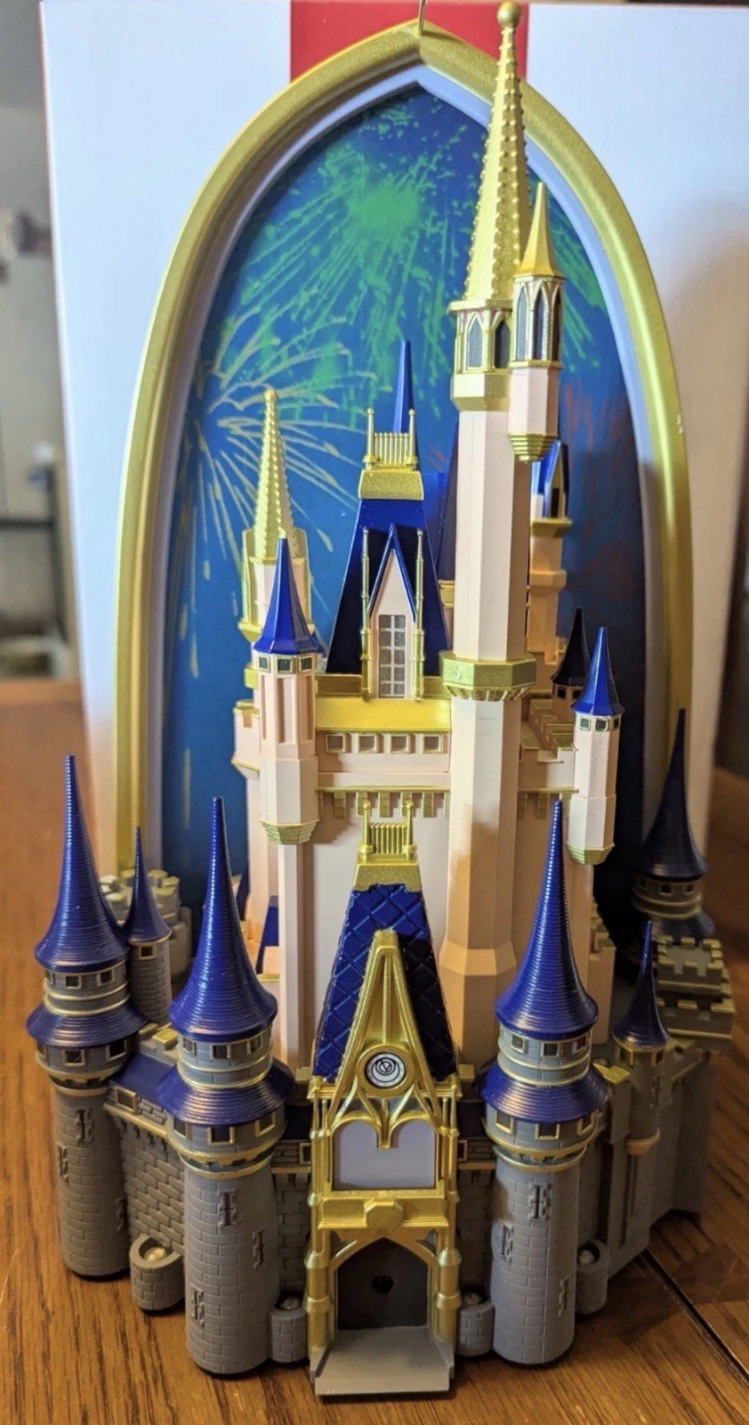 Hallmark 2026 Walt Disney World Cinderella Castle Tree Topper with Light & Sound Hallmark 2026 Walt Disney World Cinderella Castle Tree Topper with Light & Sound