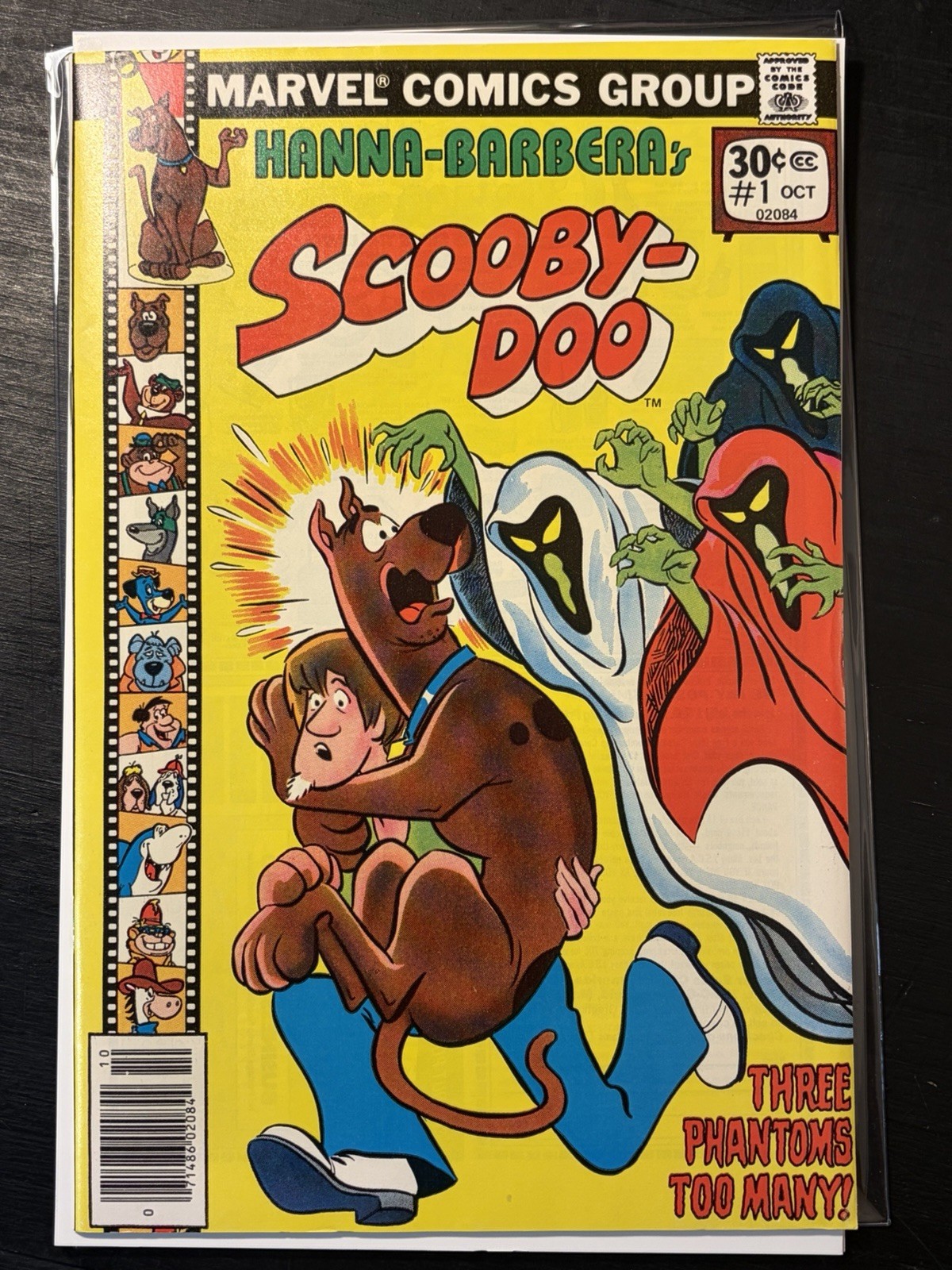 Scooby Doo 1 Hanna-Barbera Marvel Comics 1977 Great Condition - Few Dings Scooby Doo 1 Hanna-Barbera Marvel Comics 1977 Great Condition - Few Dings