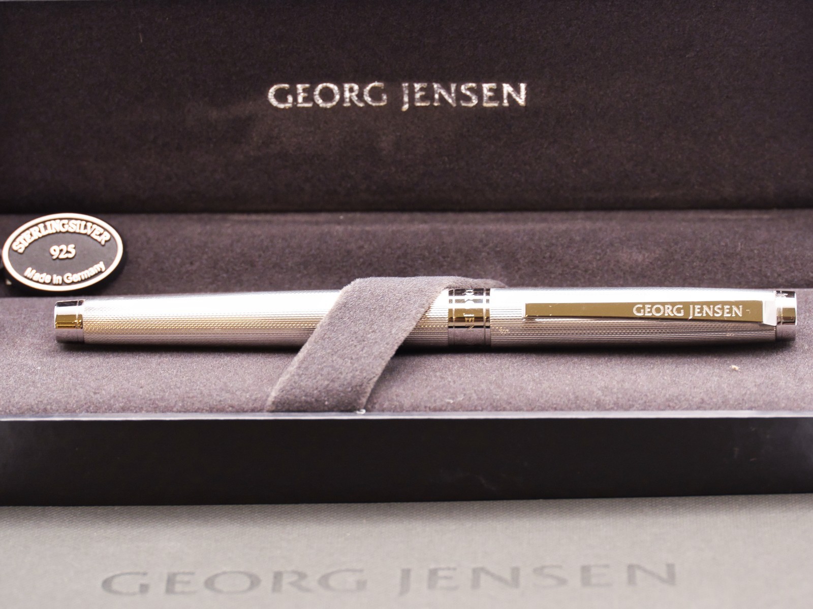 Georg Jensen Sterling Silver 925 Line Fountain Pen M nib Georg Jensen Sterling Silver 925 Line Fountain Pen M nib