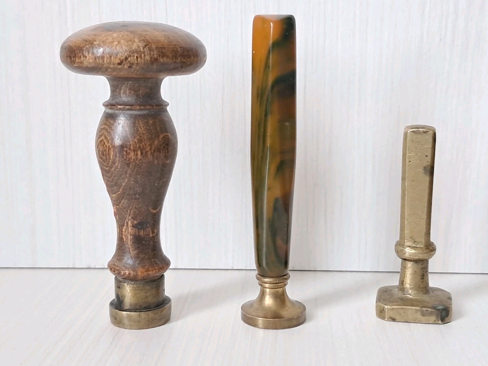 Lot of 3 Antique Vintage Wax Seal Stamps Marbled Bakelite Brass Wood Monograms