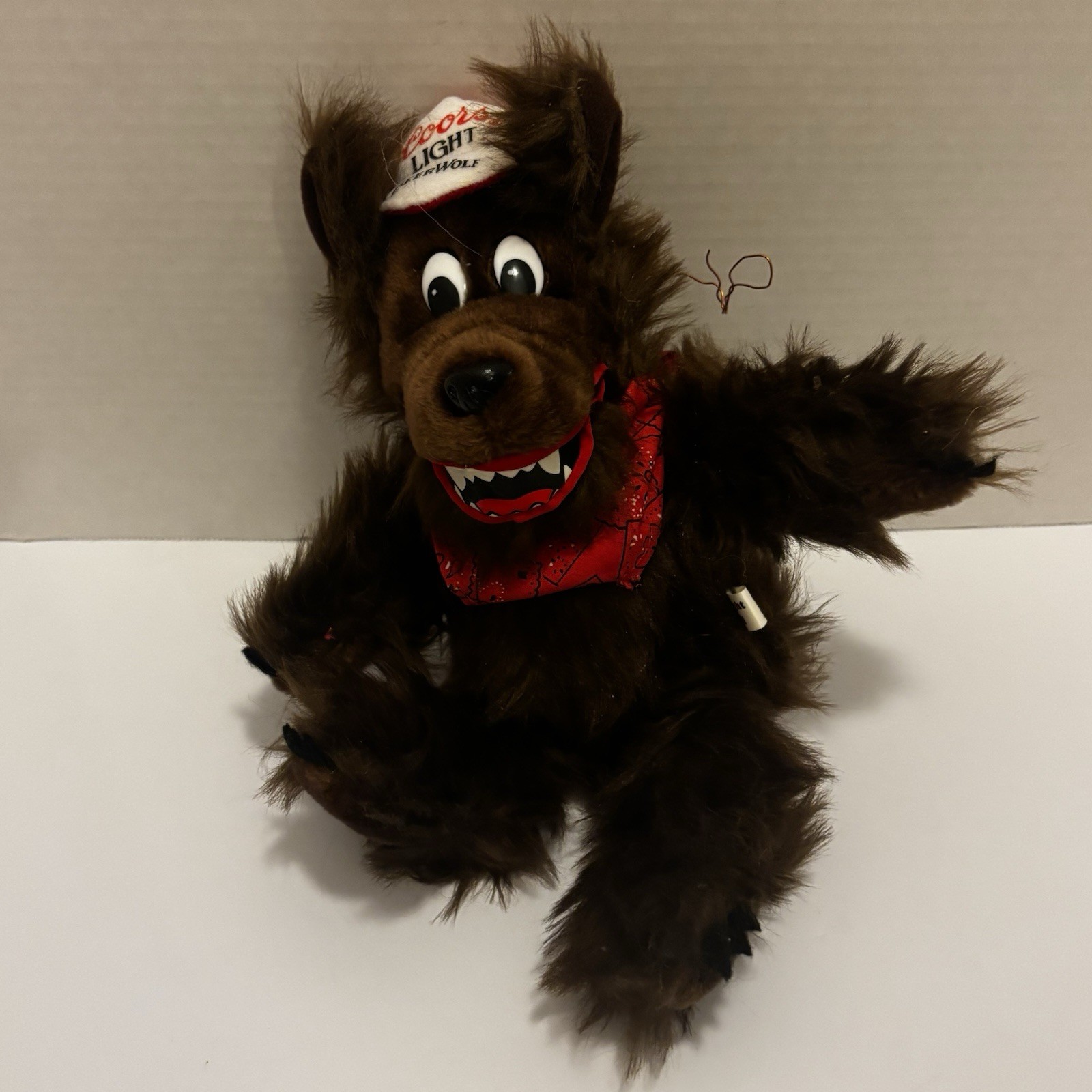 Vtg Rare Coors Light Beer Plush Stuffed Animal Wolf W Bandana Mascot READ Vtg Rare Coors Light Beer Plush Stuffed Animal Wolf W Bandana Mascot READ