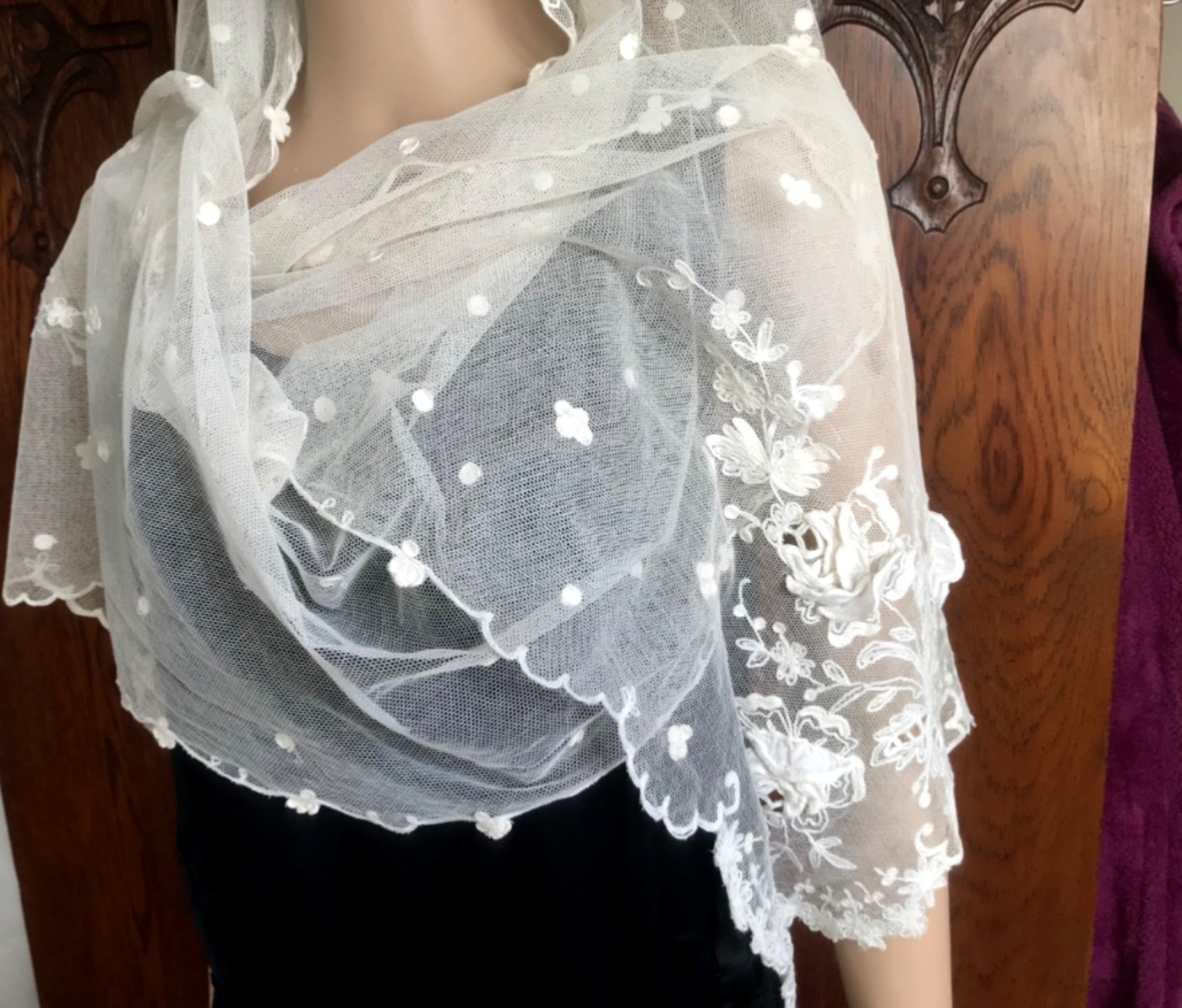 Gorgeous Antique Tulle lace scarf 3d Embroidered Flowers 2.3m Long