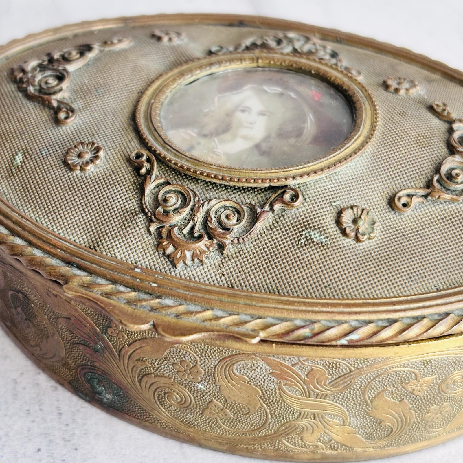 Antique French Gilt Bronze Miniature Portrait Lady Hat Ormolu Jewelry Box 4.5" Antique French Gilt Bronze Miniature Portrait Lady Hat Ormolu Jewelry Box 4.5"