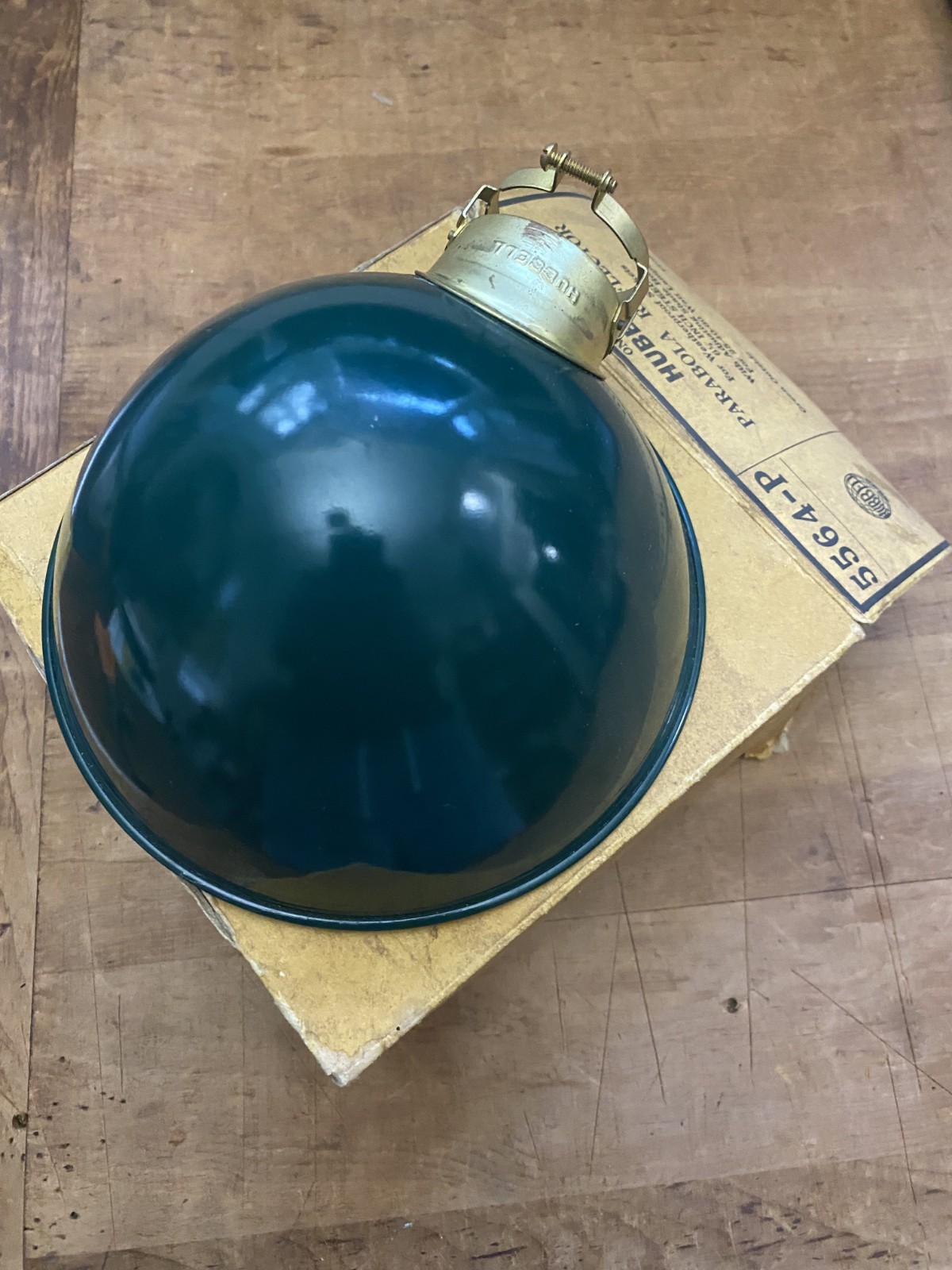 VTG Harvey Hubbell Parabola Reflector Industrial Light Lamp Shade NOS Mint Boxed VTG Harvey Hubbell Parabola Reflector Industrial Light Lamp Shade NOS Mint Boxed