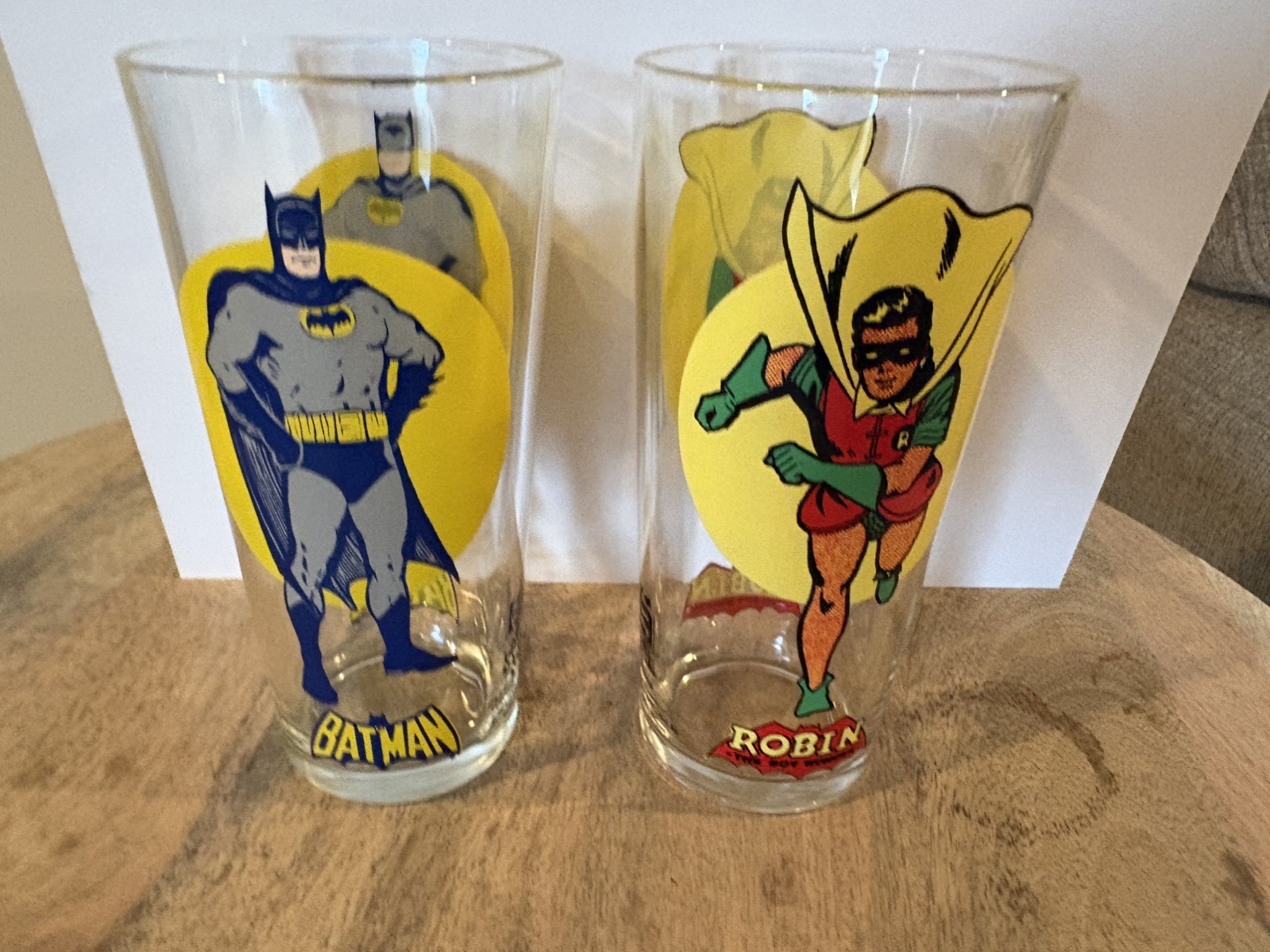 Vintage 1976 Batman & Robin Collectors Drinking Glass Pepsi D.C. Comics Vintage 1976 Batman & Robin Collectors Drinking Glass Pepsi D.C. Comics