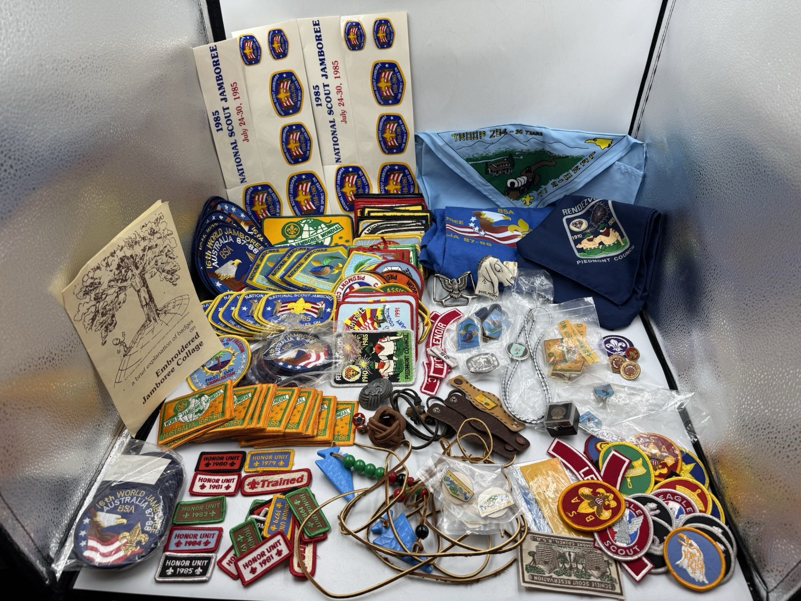 Vintage NEW BSA Boy Scout Estate Lot ~250 Pc 16th World Jamboree Australia 1987 Vintage NEW BSA Boy Scout Estate Lot ~250 Pc 16th World Jamboree Australia 1987