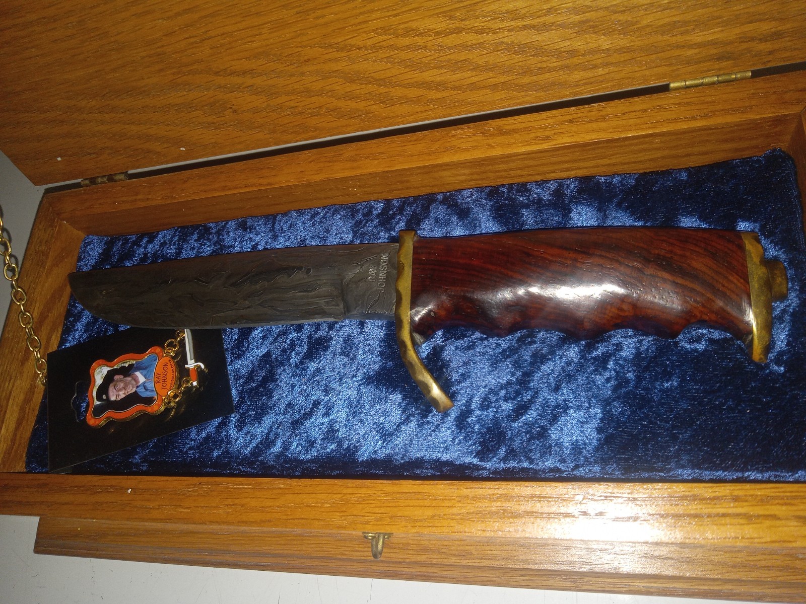 Ray Johnson SDC Custom Hand Forged Damascus Bowie Knife 11.25" Display Case Ray Johnson SDC Custom Hand Forged Damascus Bowie Knife 11.25" Display Case