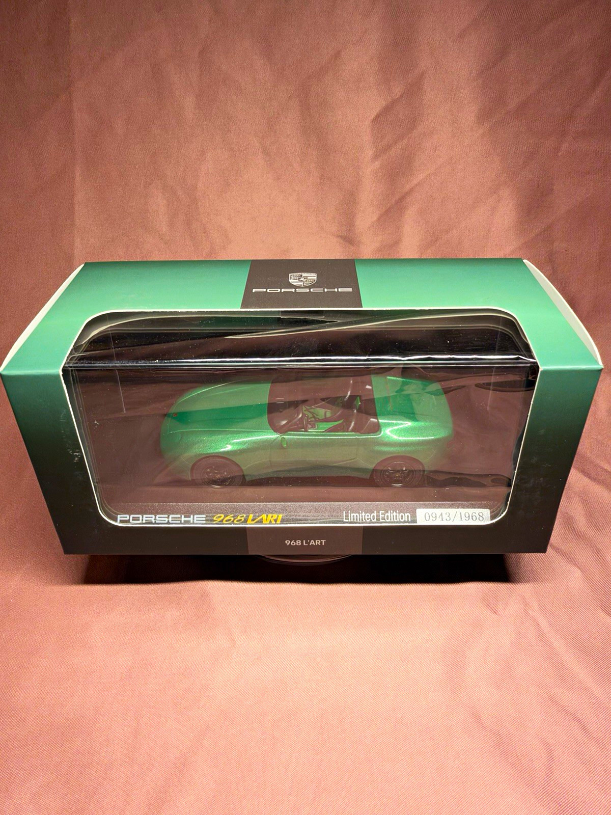 Porsche 968 L'ART Limited Edition 1:43 Diecast Model Car Green