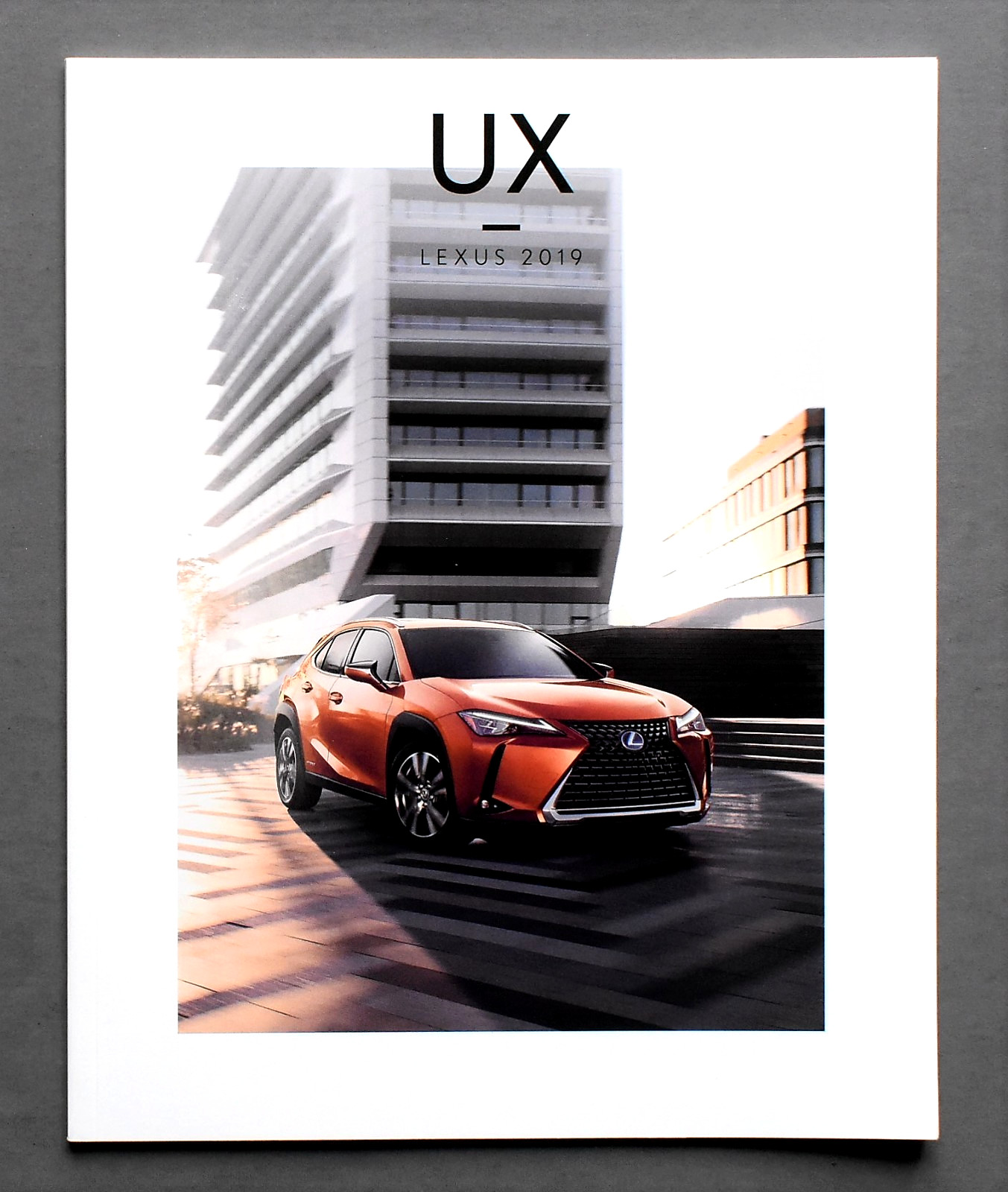 ORIGINAL 2019 LEXUS UX PREMIUM SALES BROCHURE ~ 46 PAGES ~ 8" X 10" ORIGINAL 2019 LEXUS UX PREMIUM SALES BROCHURE ~ 46 PAGES ~ 8" X 10"