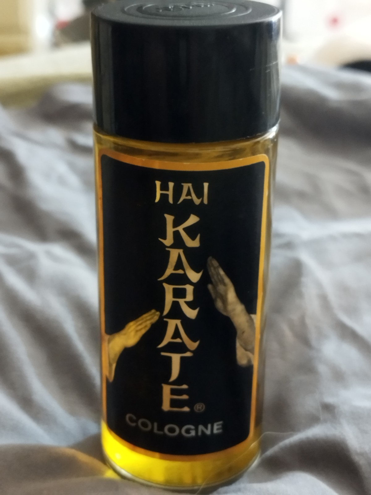 Vintage 1966 1968 Hai Karate Cologne 4OZ Full Bottle Leeming Pfizer USA RARE Vintage 1966 1968 Hai Karate Cologne 4OZ Full Bottle Leeming Pfizer USA RARE