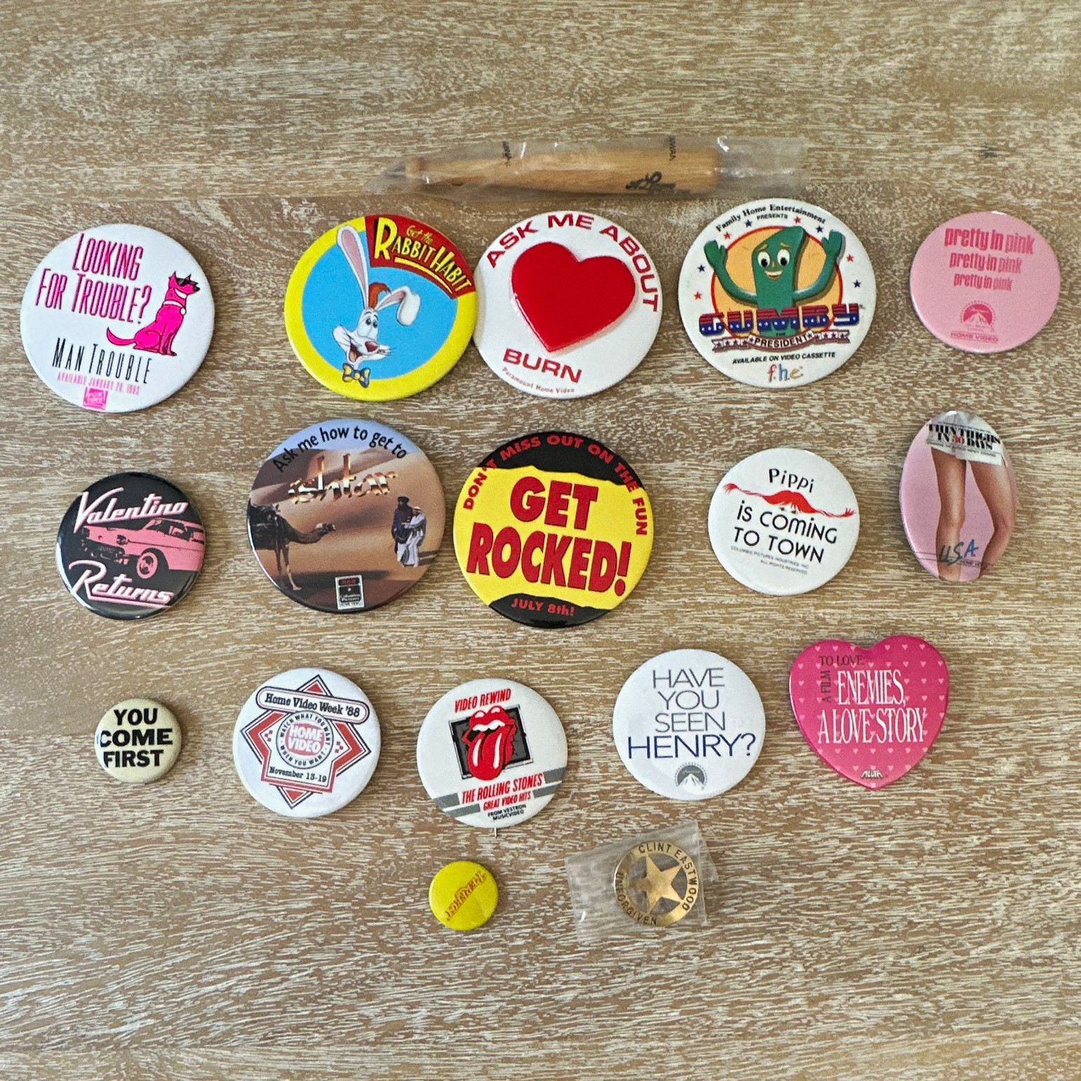 Lot: Vtg 80s 90s Video Store Promo Pinback Lot A League Of Their Own Unforgiven Lot: Vtg 80s 90s Video Store Promo Pinback Lot A League Of Their Own Unforgiven