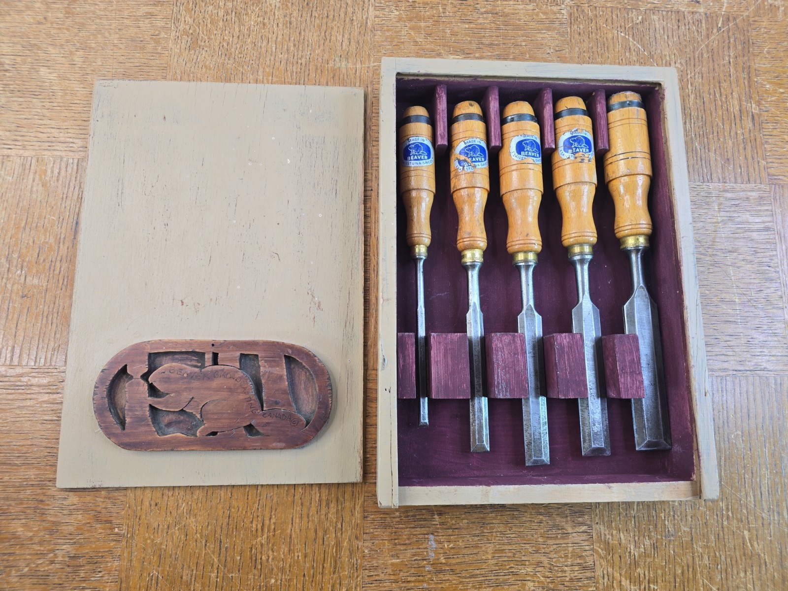 Set of 5 Vintage Beaver Woodworking Chisels Eskilstuna, Sweden - In Custom Box Set of 5 Vintage Beaver Woodworking Chisels Eskilstuna, Sweden - In Custom Box