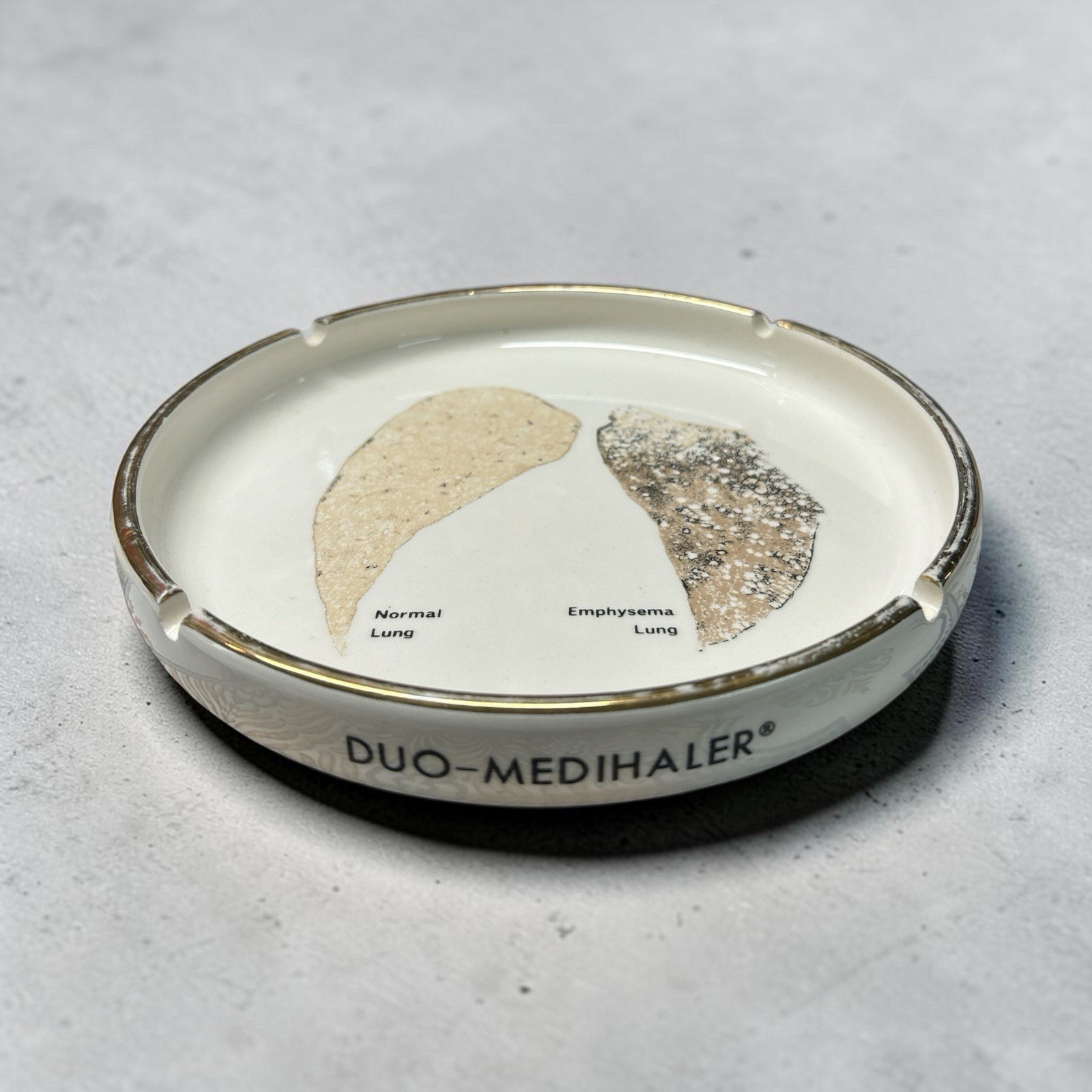 Vintage Riker Laboratories Duo-Medihaler Ashtray Lung Emphysema Ironic Vintage Riker Laboratories Duo-Medihaler Ashtray Lung Emphysema Ironic