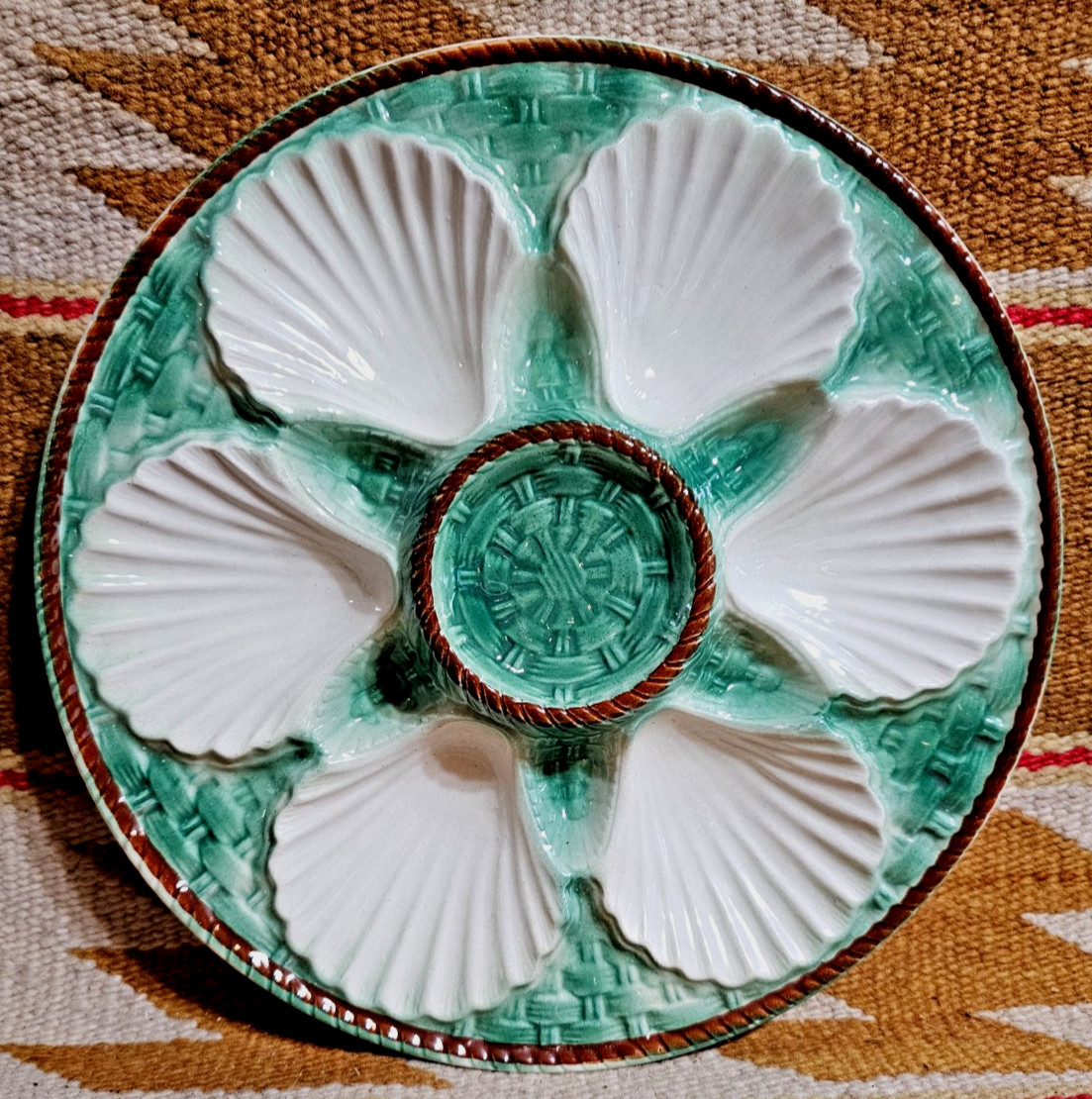 BEAUTIFUL Antique 1920s French Longchamp Basketweave Oyster Plate Green & White BEAUTIFUL Antique 1920s French Longchamp Basketweave Oyster Plate Green & White