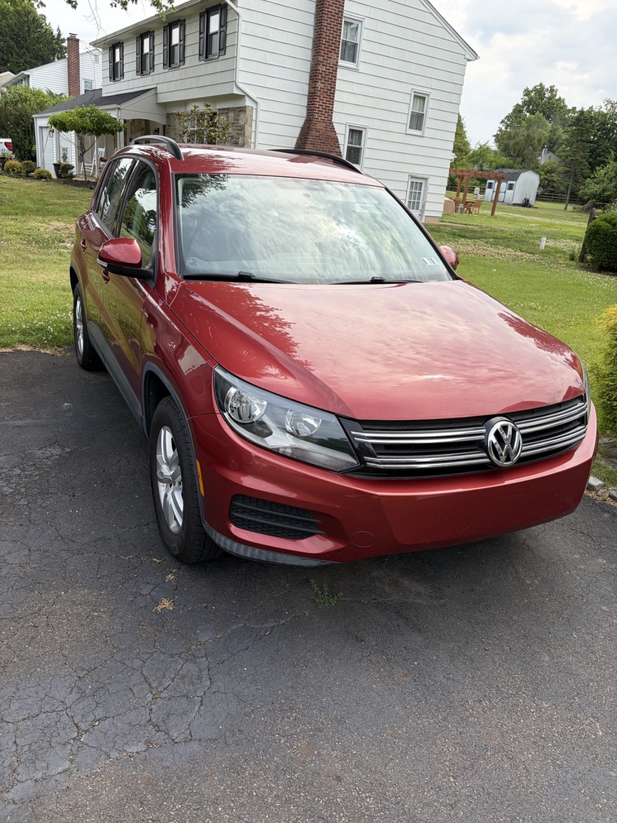 Volkswagen Tiguan 2015 Color Wild Cherry Please Read Description Volkswagen Tiguan 2015 Color Wild Cherry Please Read Description
