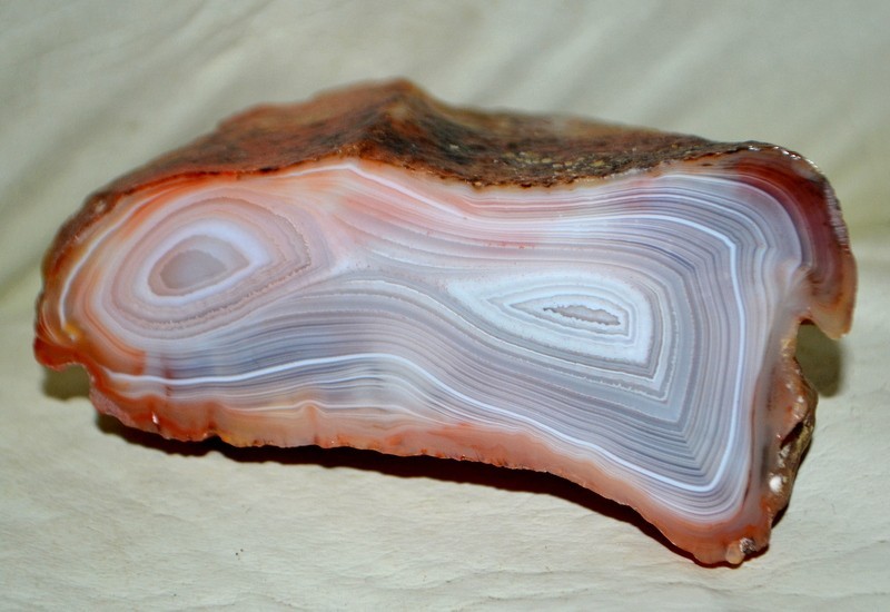 Pair Banded agate w/ strong parallax from Argentina collector piece rare Pair Banded agate w/ strong parallax from Argentina collector piece rare