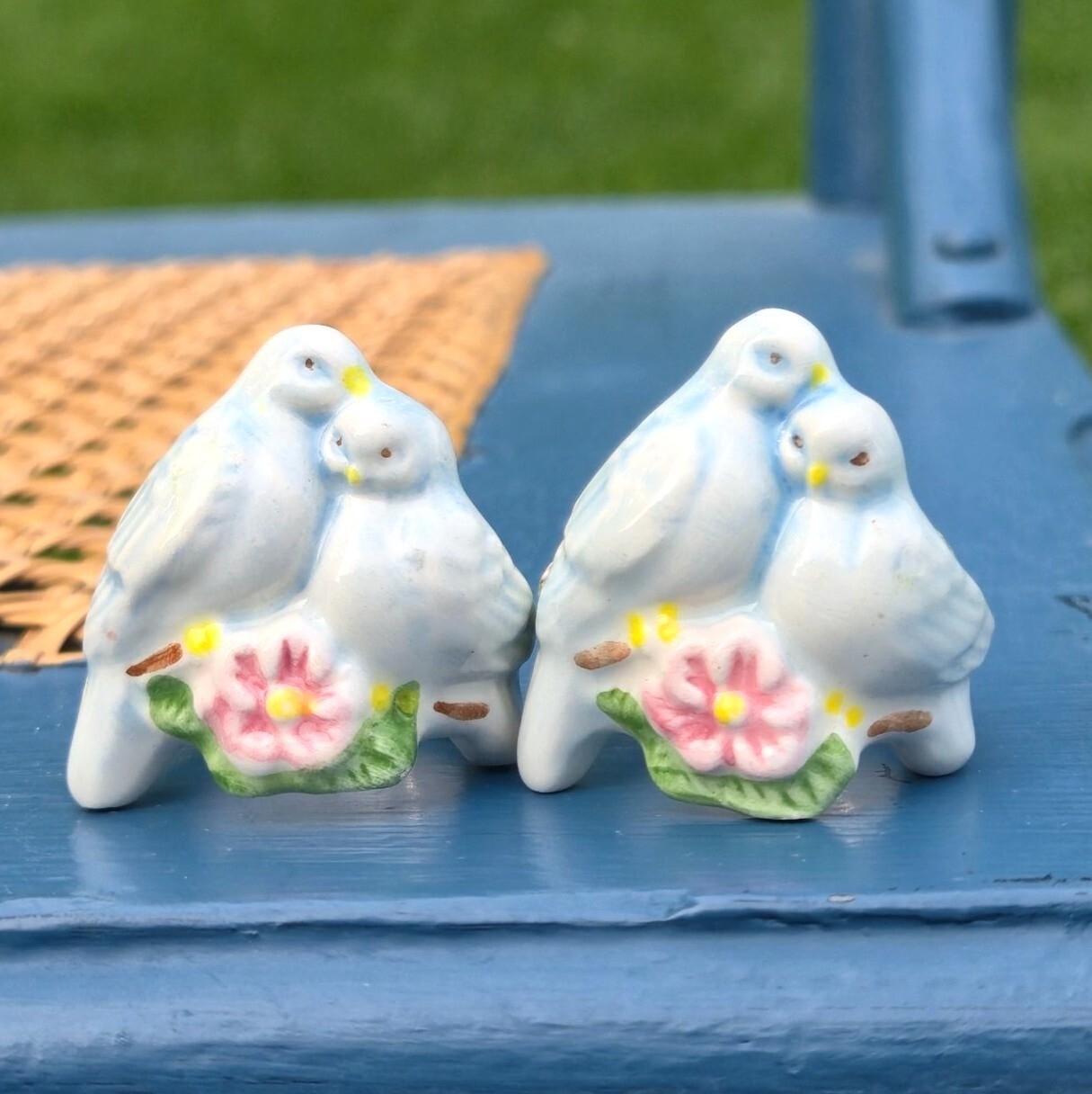 Vintage Avon Love Bird Candle Rings 1983 signed Napkin rings dove wedding Vintage Avon Love Bird Candle Rings 1983 signed Napkin rings dove wedding