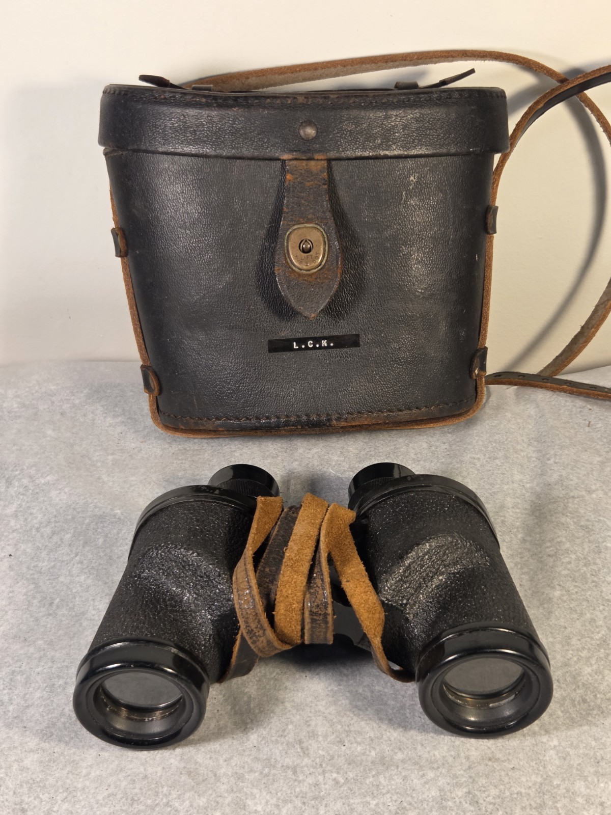 WWII US Navy BuShips Binoculars 1943 Universal Camera Corp Mark 33 Mod 0 Case