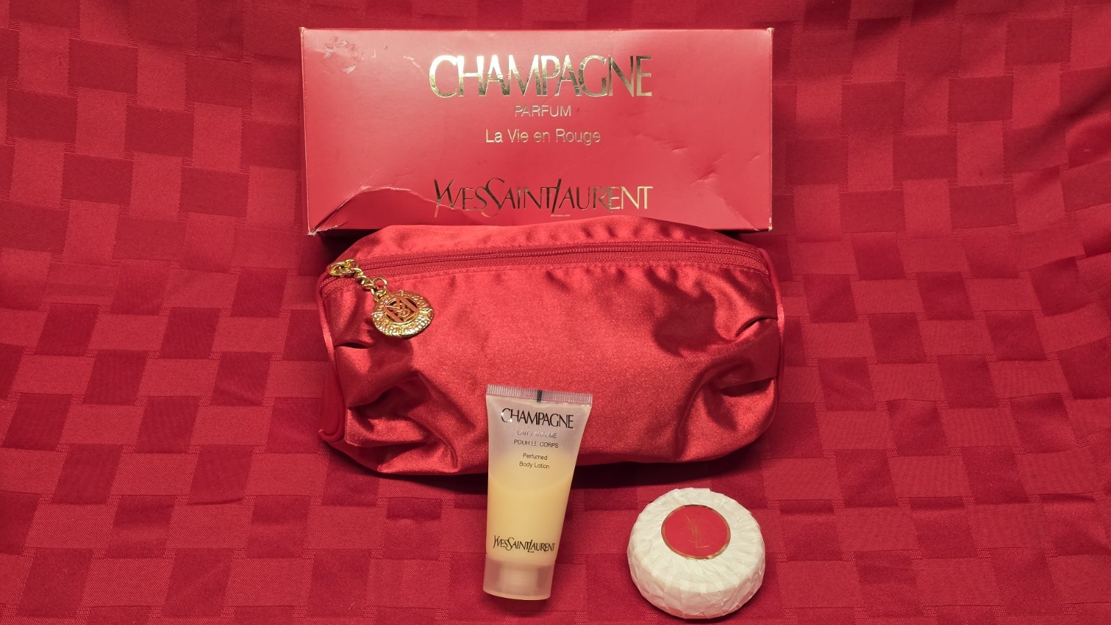 Set Champagne YSL + Body Lotion + soap + purse perfume for women Set Champagne YSL + Body Lotion + soap + purse perfume for women