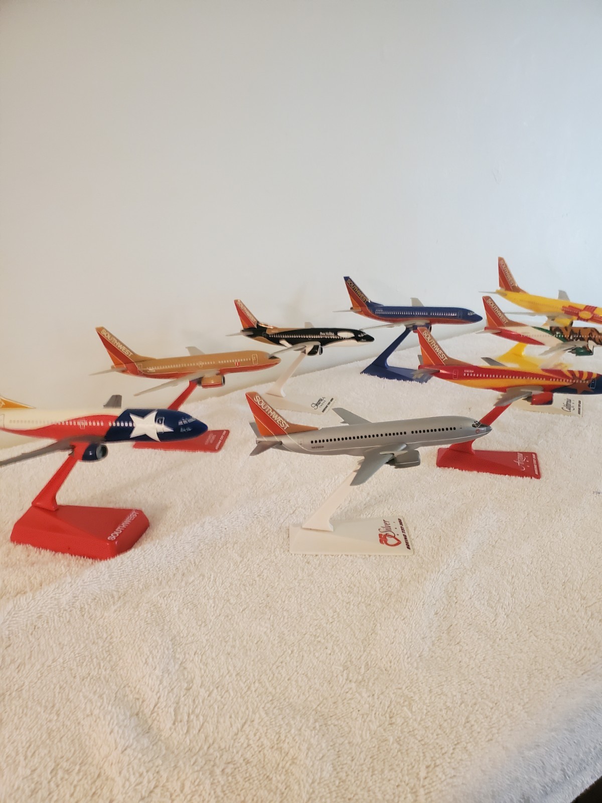 Flight Miniatures Southwest Desk Top 1/200 Model Airplane Lot All 8 Rare Flight Miniatures Southwest Desk Top 1/200 Model Airplane Lot All 8 Rare