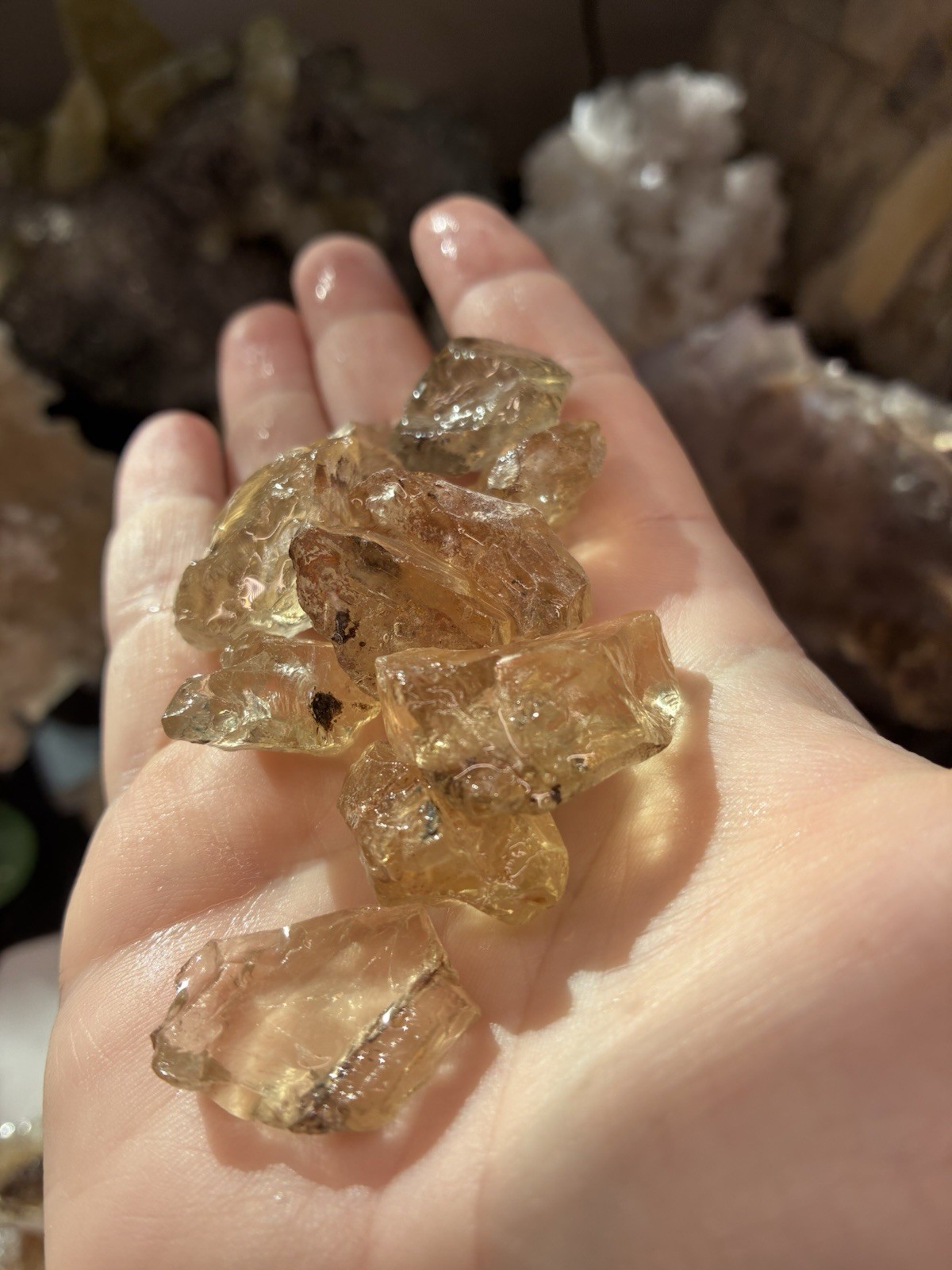 Bytownite Natural Rough 2500 Carats 500g 1.1 Lb Golden Labradorite Gemstones Bytownite Natural Rough 2500 Carats 500g 1.1 Lb Golden Labradorite Gemstones
