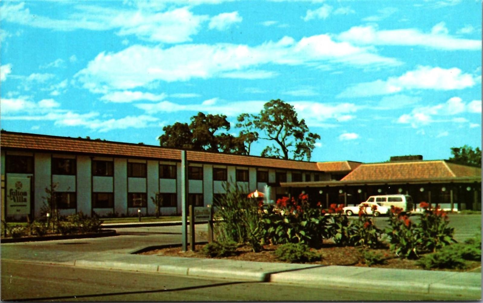 Vintage Postcard Fulton Villa Apartments Stockton California Elegant Retirement