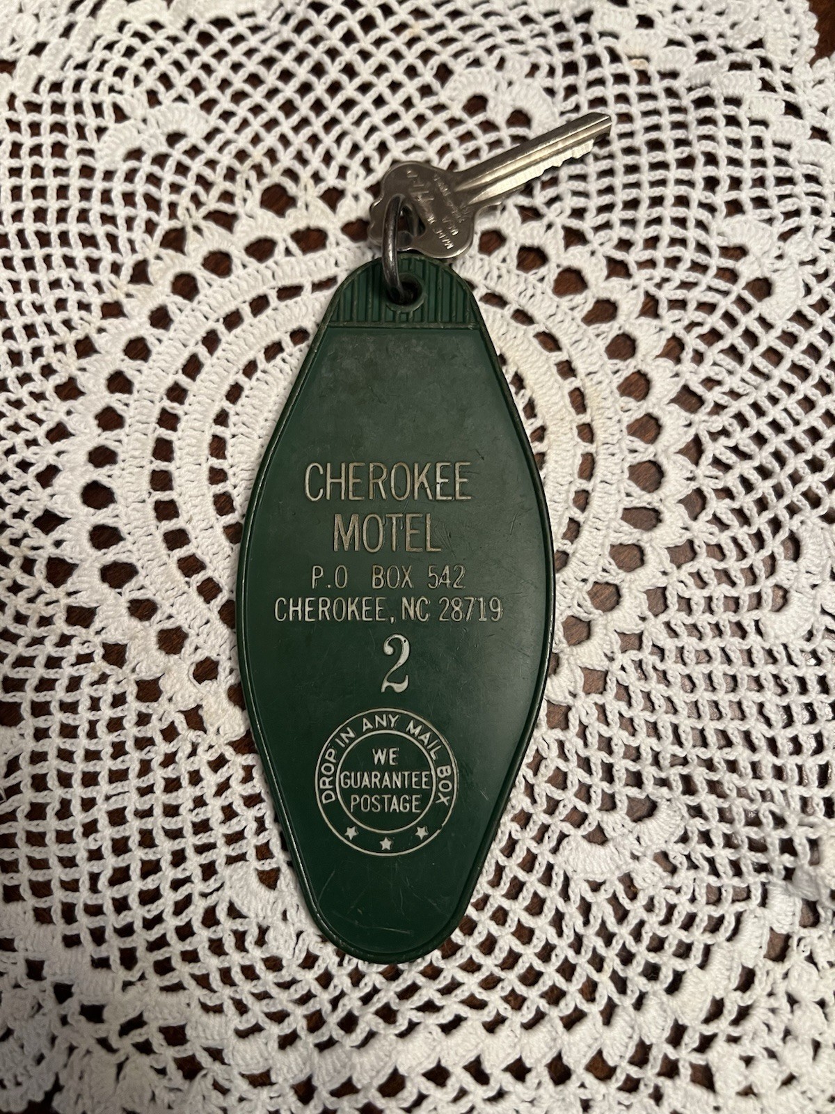 Vintage Cherokee Motel #2 Green Plastic Door Key Cherokee NC 28719 WNC Vintage Cherokee Motel #2 Green Plastic Door Key Cherokee NC 28719 WNC