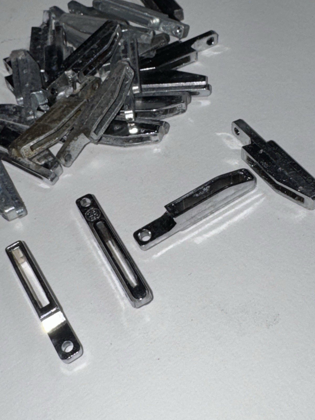 ESD Coin Mechanism .25 Quarter Inserts - Set of 5 -for ESD V4,V5 & V8 Slide Mech ESD Coin Mechanism .25 Quarter Inserts - Set of 5 -for ESD V4,V5 & V8 Slide Mech
