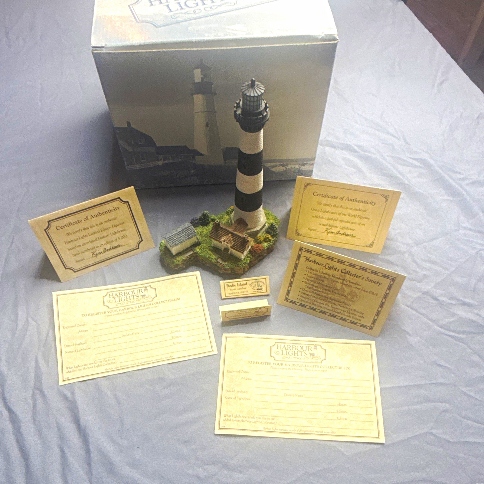 Harbour Lights Bodie Island Lighthouse Figurine #447 2003 Limited Signed Boxed