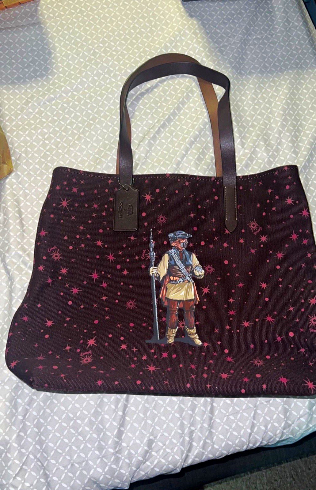 Princess Leia, Coach Star Wars Disney Large Tote Bag Burgundy/Pink Star Print Princess Leia, Coach Star Wars Disney Large Tote Bag Burgundy/Pink Star Print